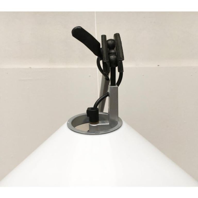 Metallo Sconce di metà secolo di Enzo Mari per Artemide, anni '70 in vendita