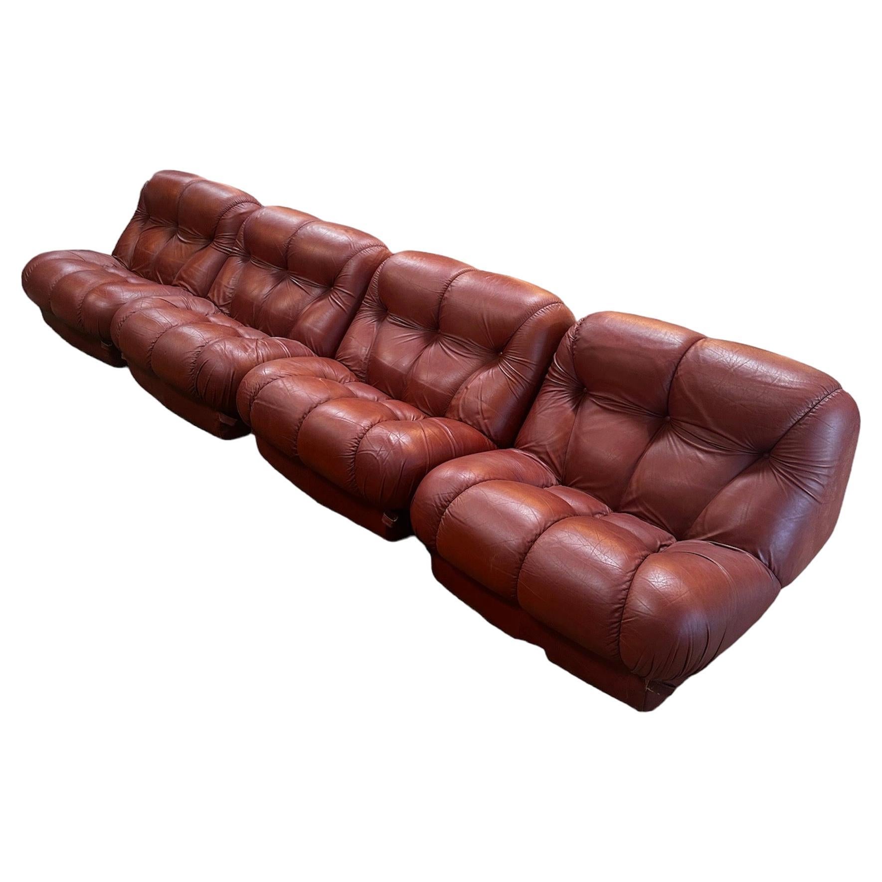 Canapé sectionnel italien du milieu du siècle en cuir Brown 1970s Giuseppe Munari Style 