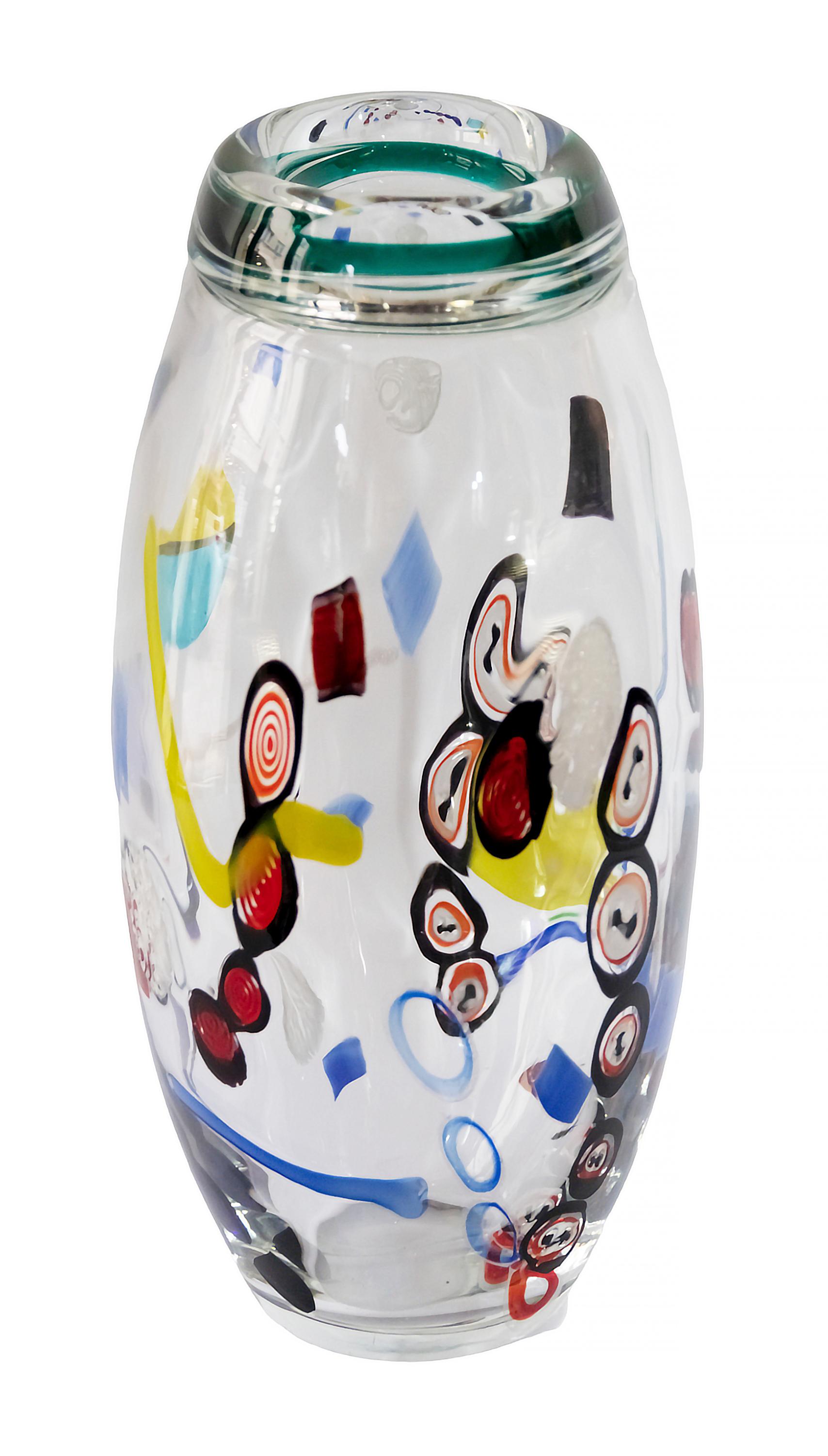 Italian handmade Seguso e Barovier Murano glass vase created by Maestro Vetraio in 1970s.
The vase is in clear Murano glass with inside and outside multicolor modern decor elements. 
Excellent condition.
Includes Certificato di Garanzia.
