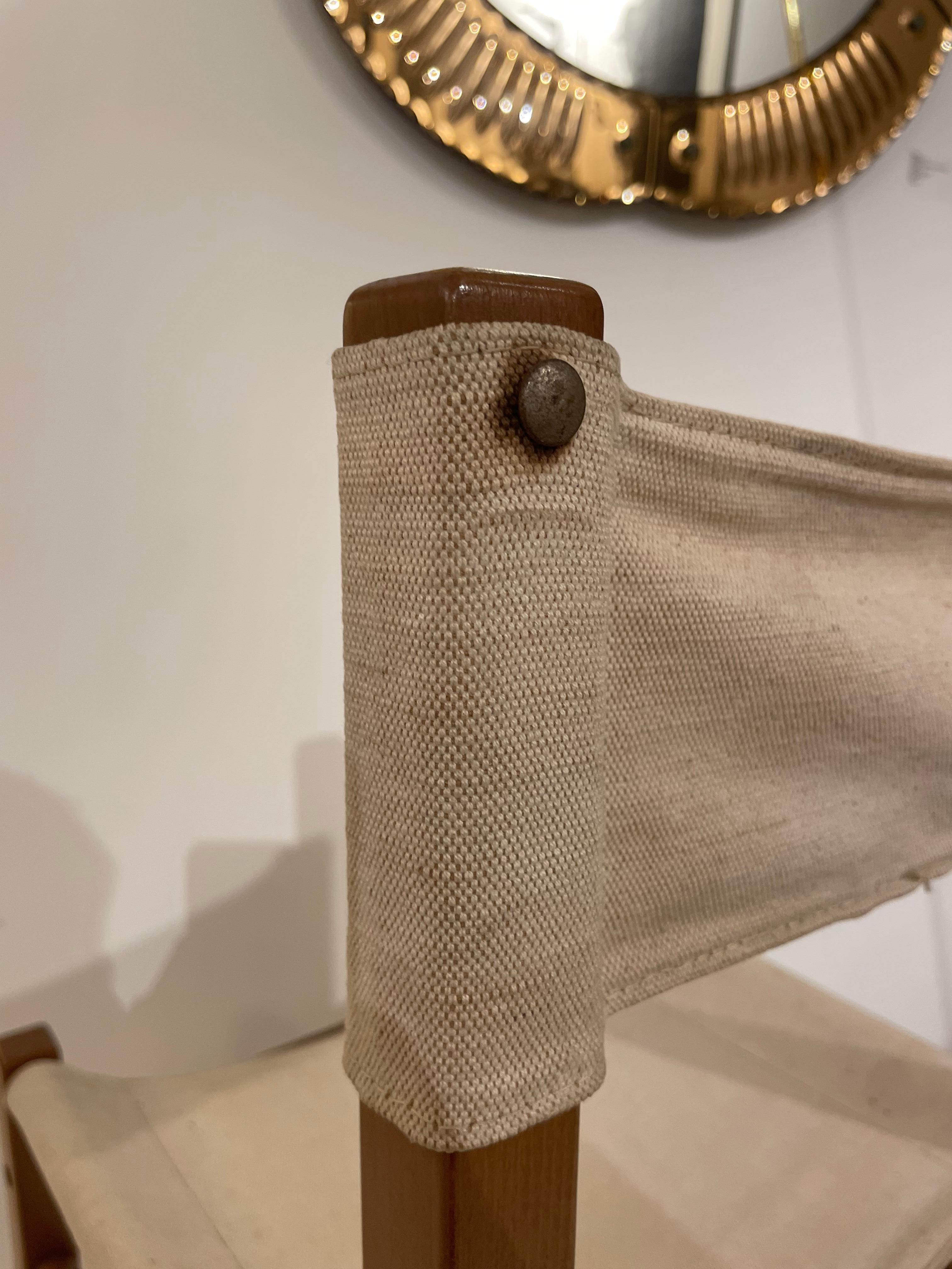 Conjunto italiano de catorce sillas de comedor de mediados de siglo en venta 2