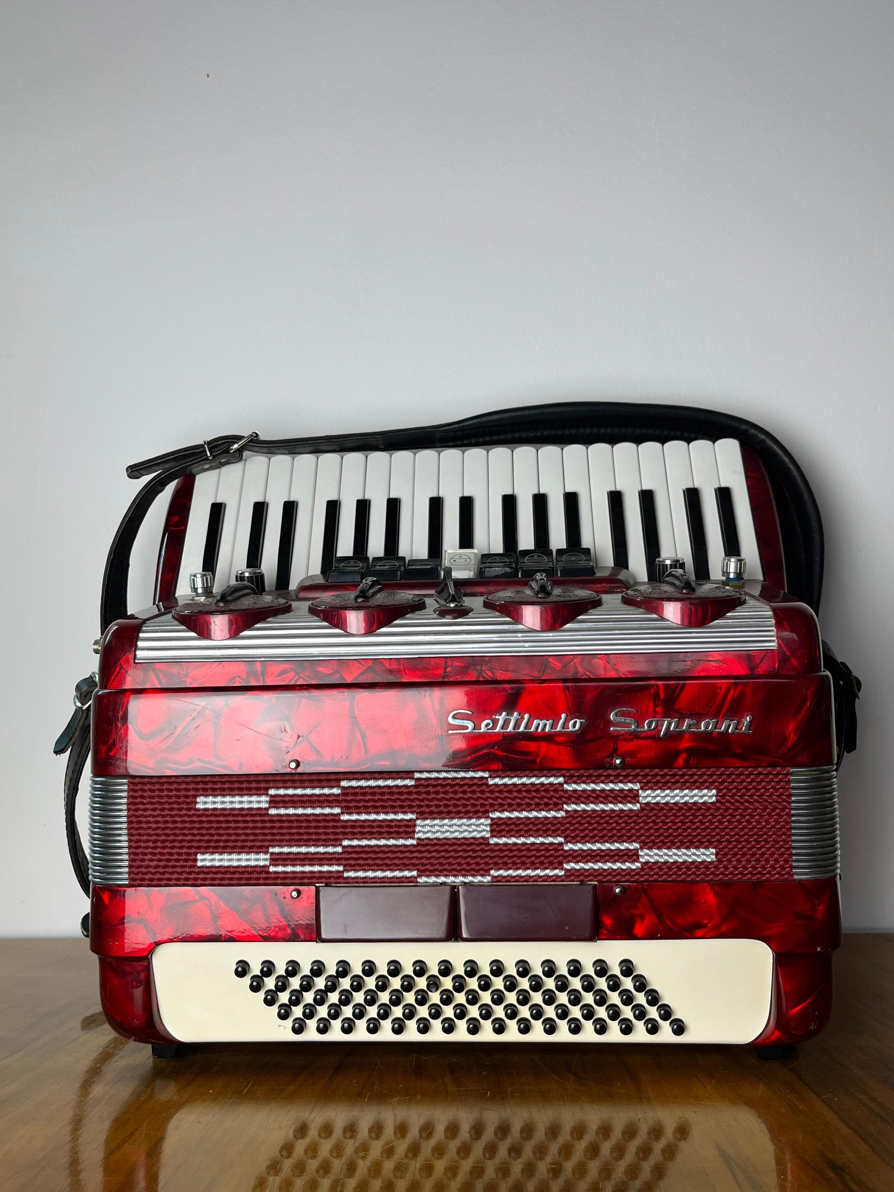 Italienisches Settimio Soprani 80 Bass-Akkordeon aus der Jahrhundertmitte, 1960er Jahre im Angebot 10
