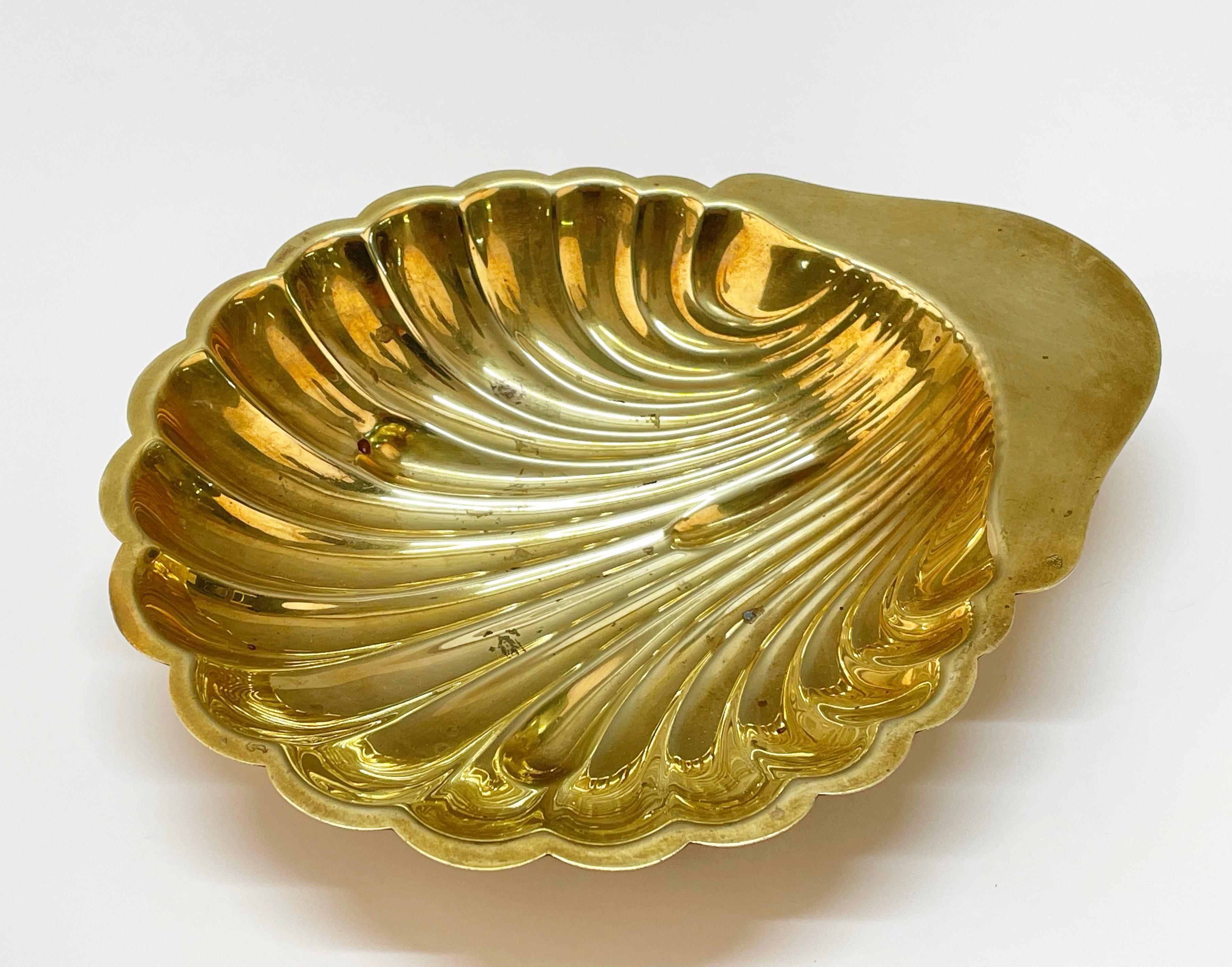 Mid-Century Italian Shell-Shaped Brass Bowl, by Renzo Cassetti 1960s For Sale 3