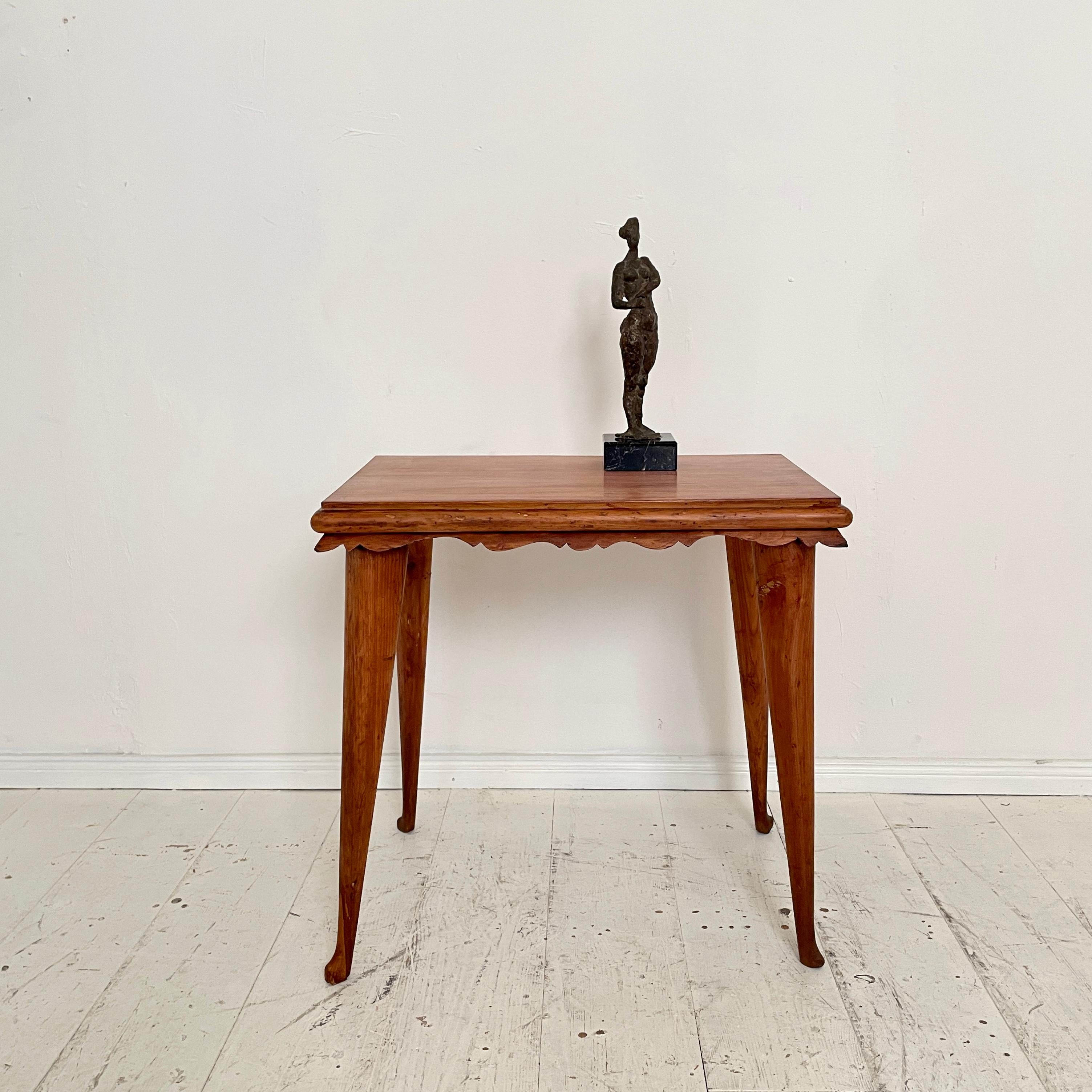 Mid-Century Italian Side Table attributed to Paolo Buffa in Cherry Wood, 1948 6