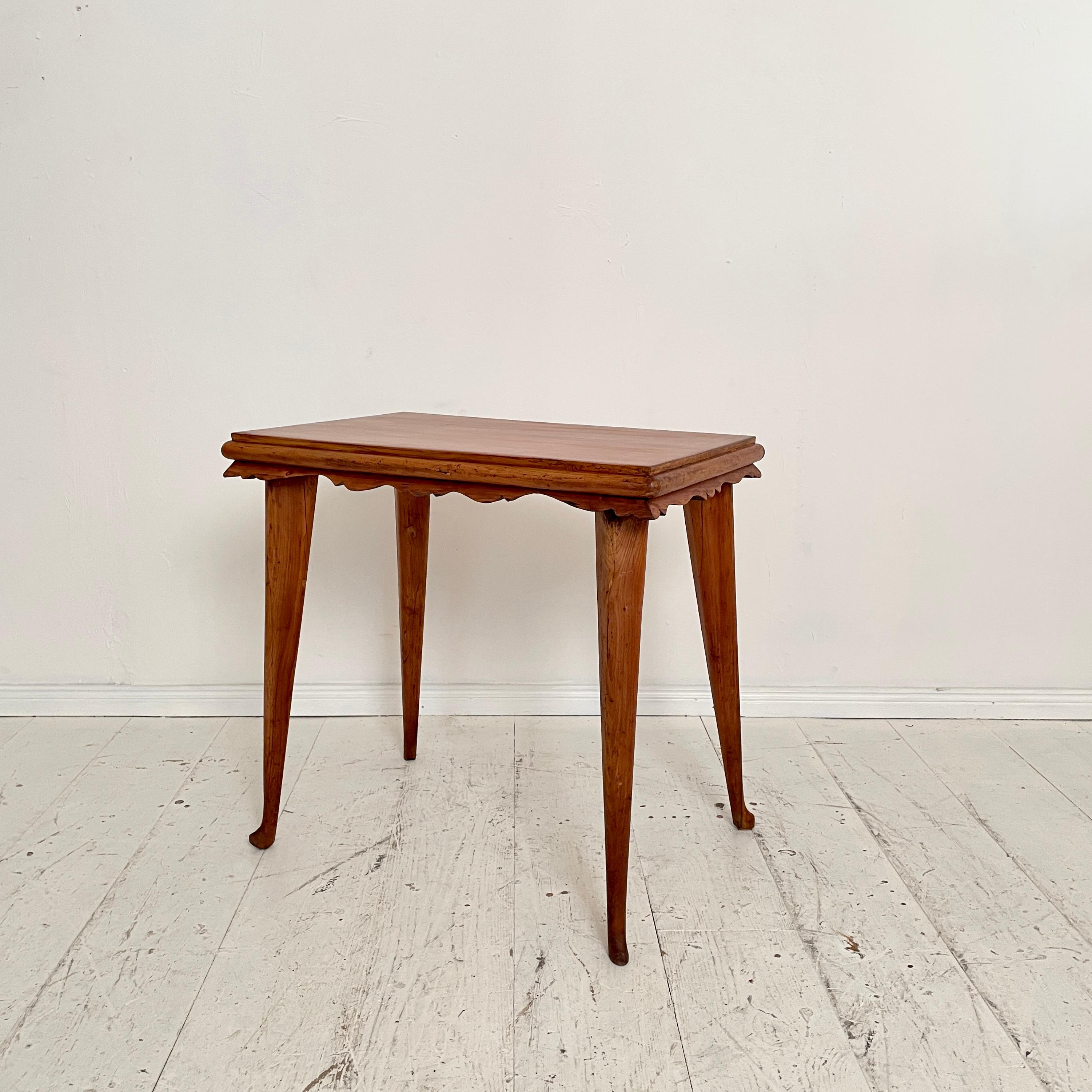 Mid-20th Century Mid-Century Italian Side Table attributed to Paolo Buffa in Cherry Wood, 1948