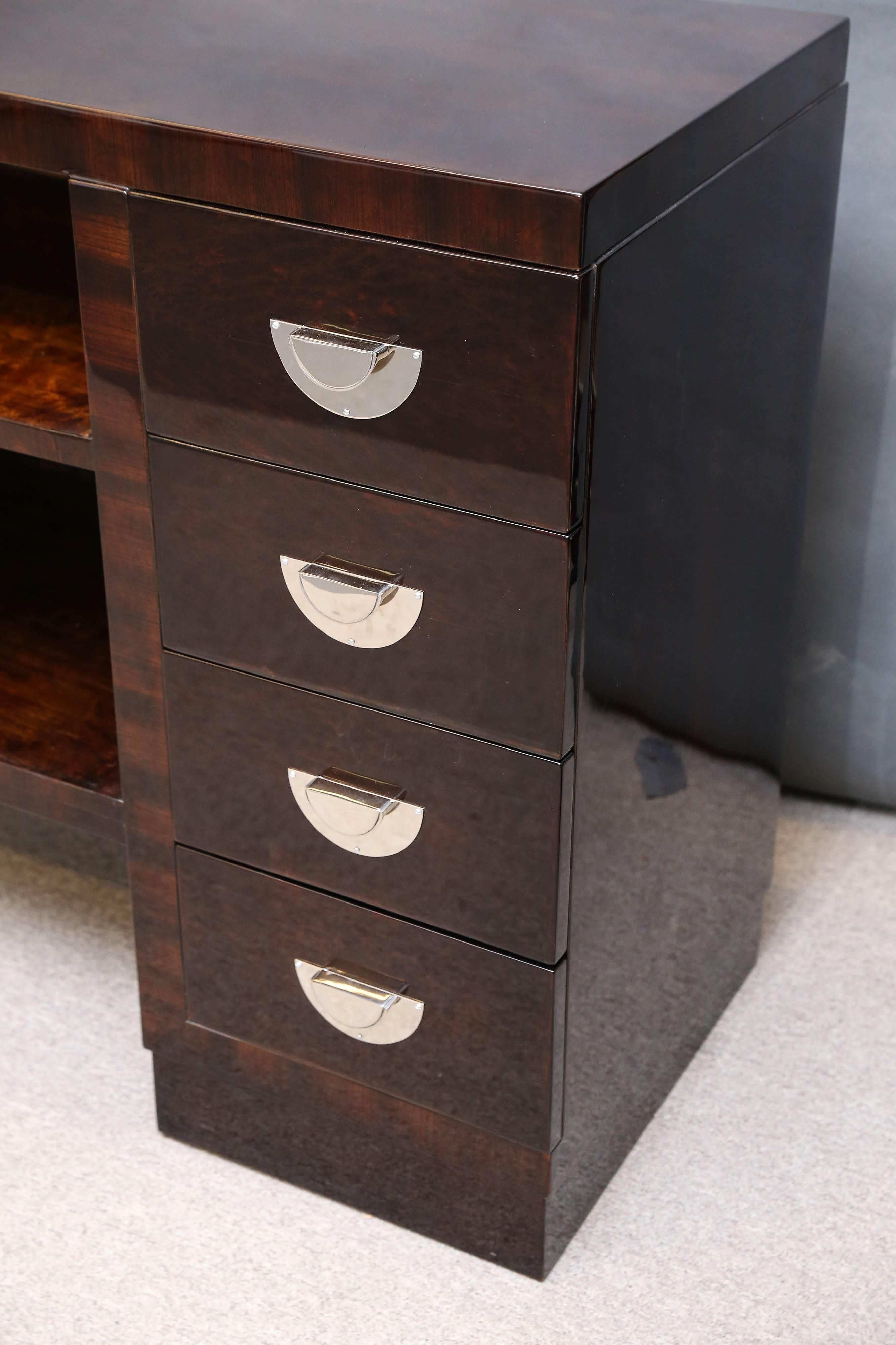 Midcentury Italian Sideboard or Book Case in Walnut 1