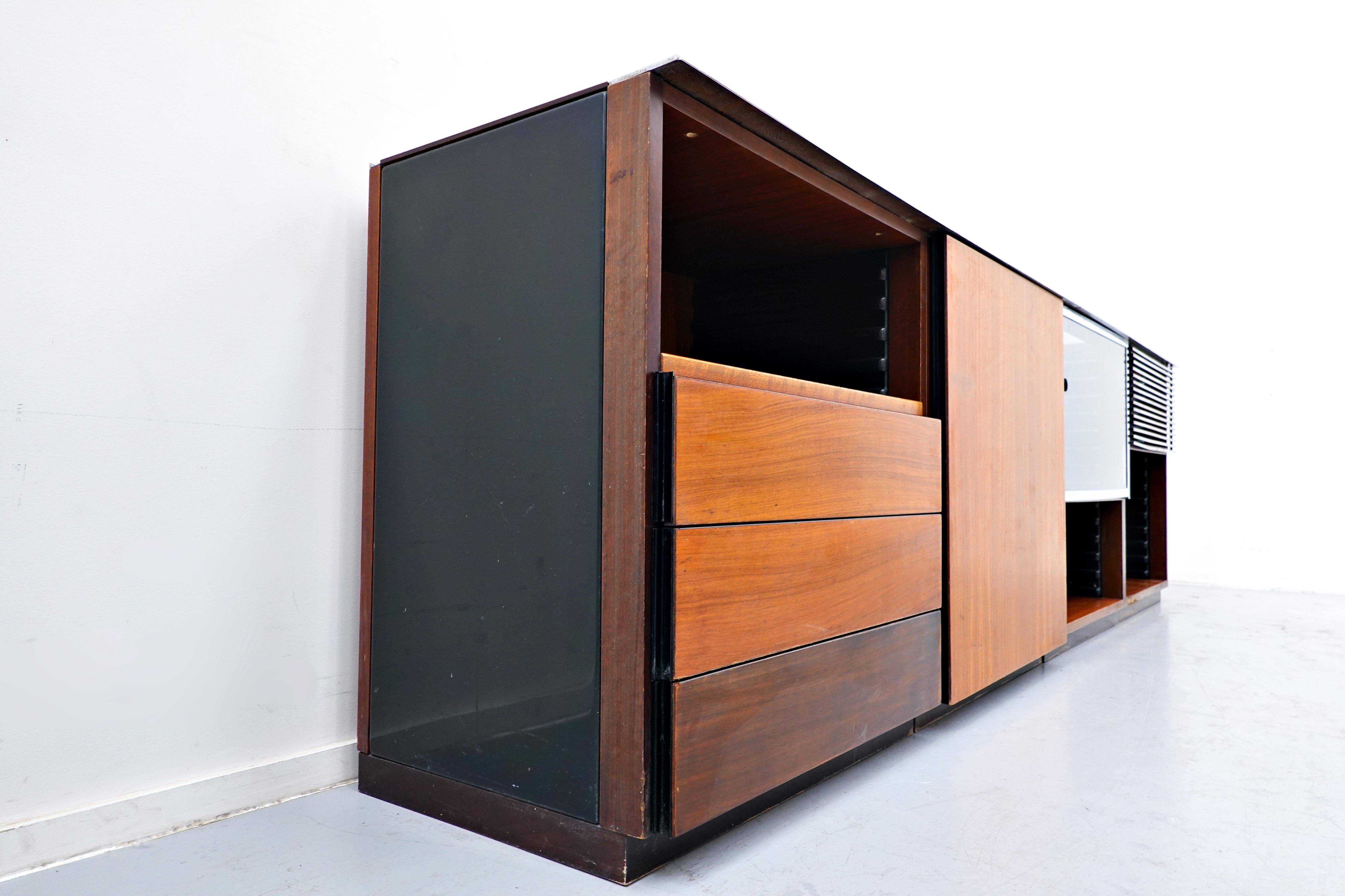 Mid-Century Modern Italian Wooden Sideboard, 1960s 11