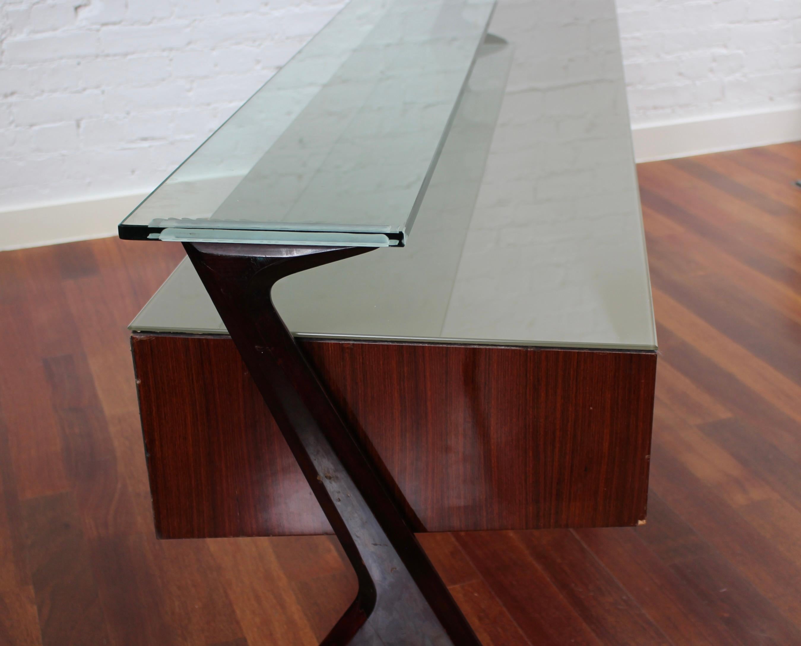 Mid-Century Italian Sideboard by Vittorio Dassi (circa 1950s) For Sale 14