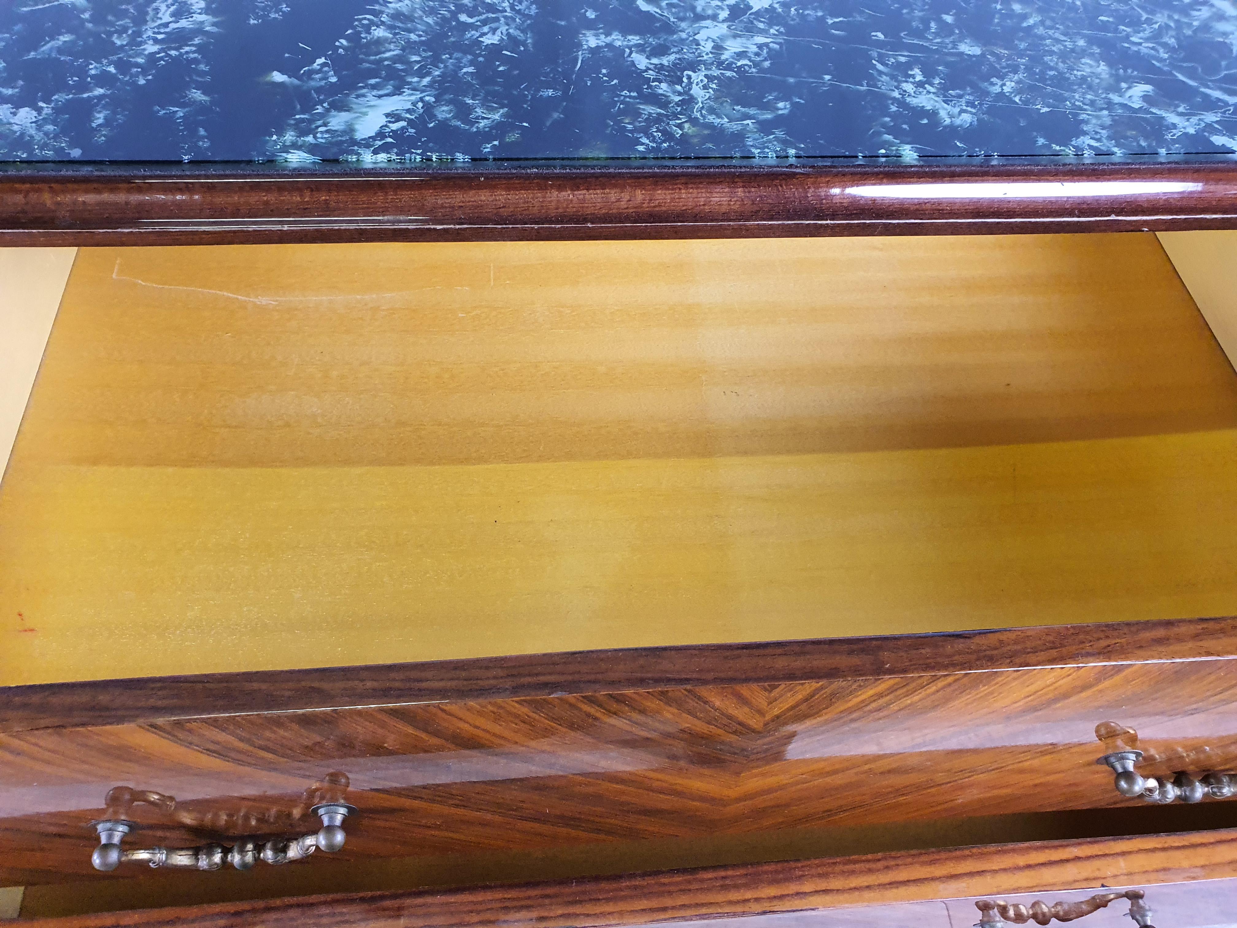 Mid Century Italian Sideboard in Mahogany, Glass and Brass 4