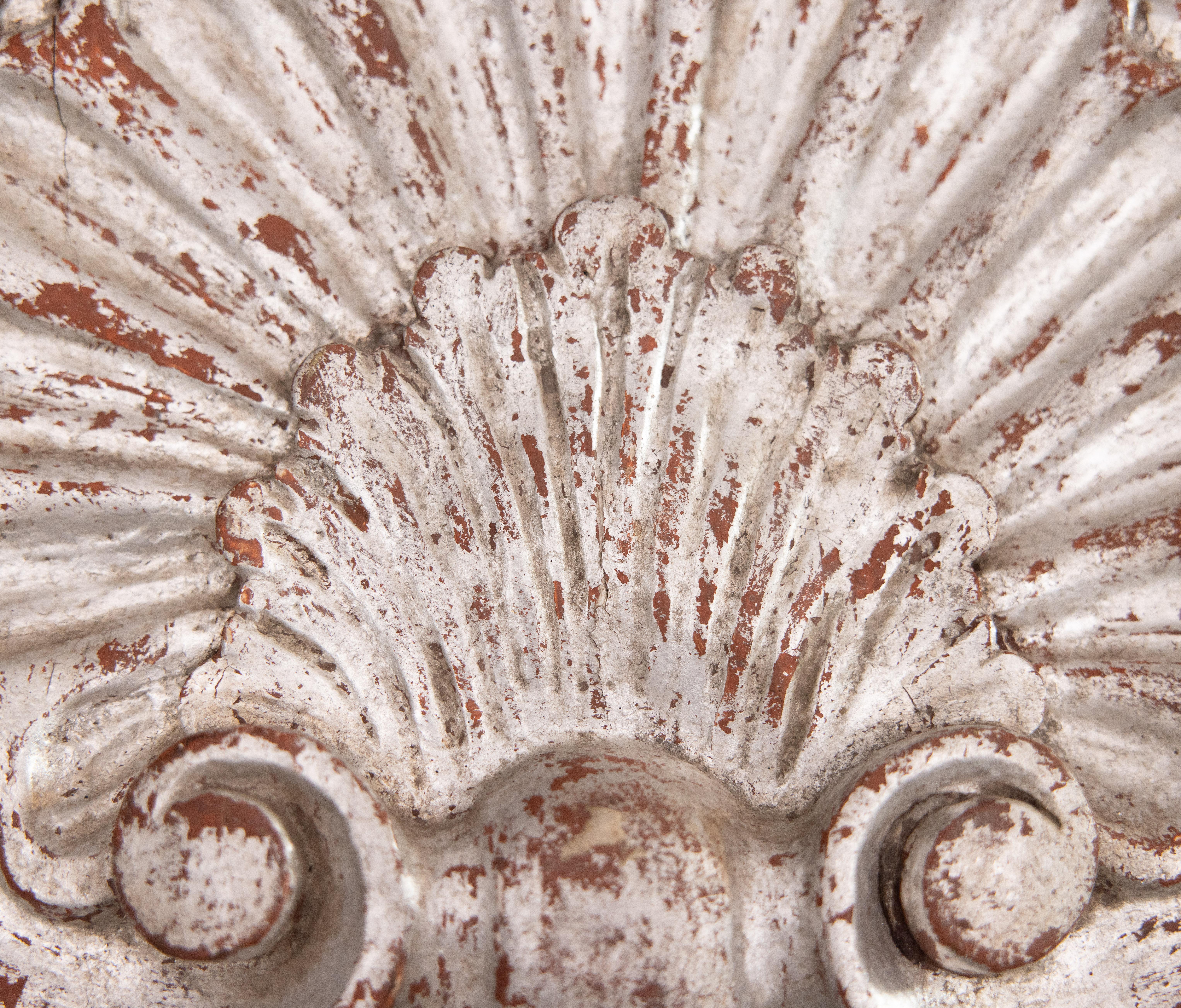 Milieu du XXe siècle Chevalet de lecture du milieu du siècle, en argent, avec coquille en bois de Giltwood en vente