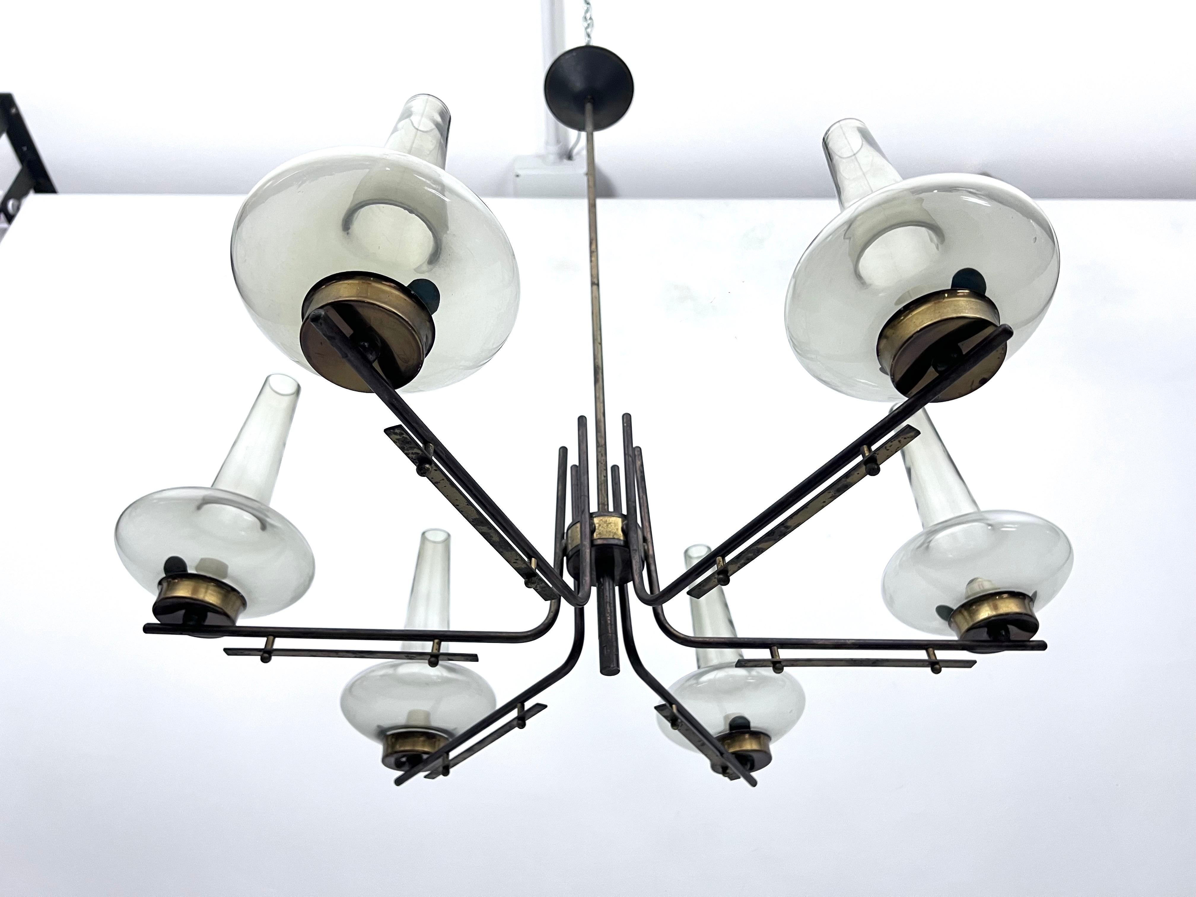 Brass Mid-Century Italian six arms chandelier in brass and fume glass. 1950s For Sale