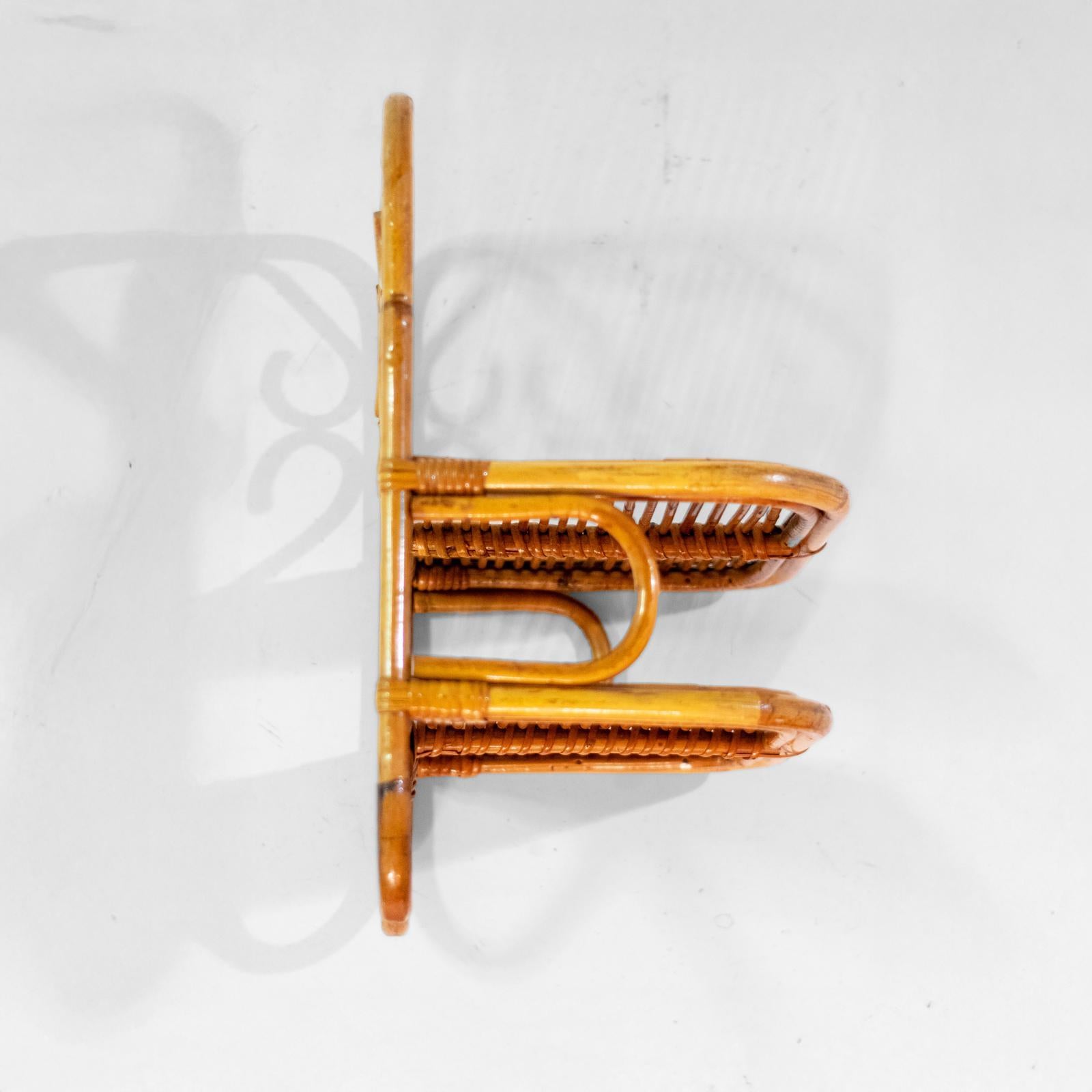 Mid-Century moderno Piccola libreria italiana di metà secolo in bambù e rattan, anni '60 in vendita