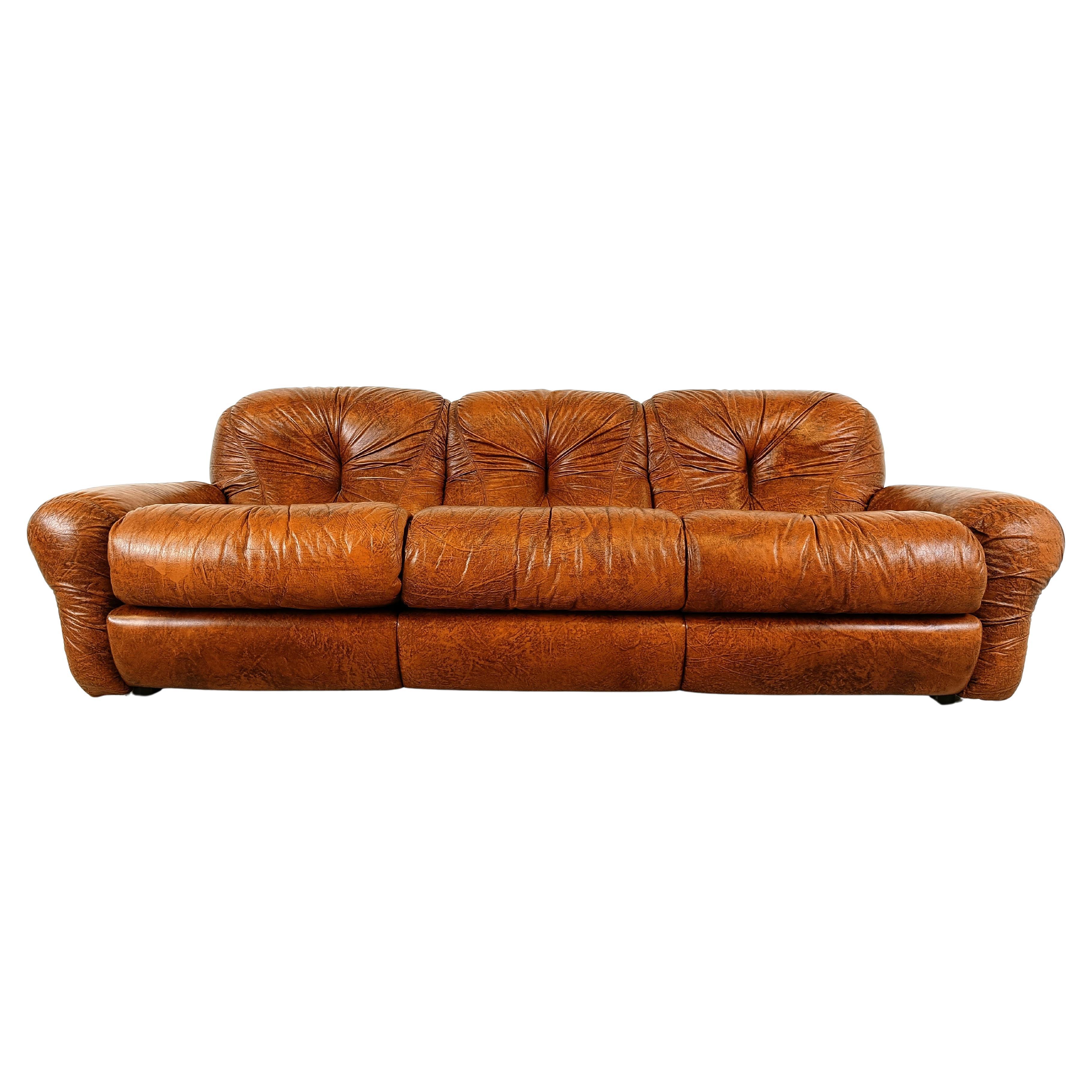 Mid century italian sofa, 1970s