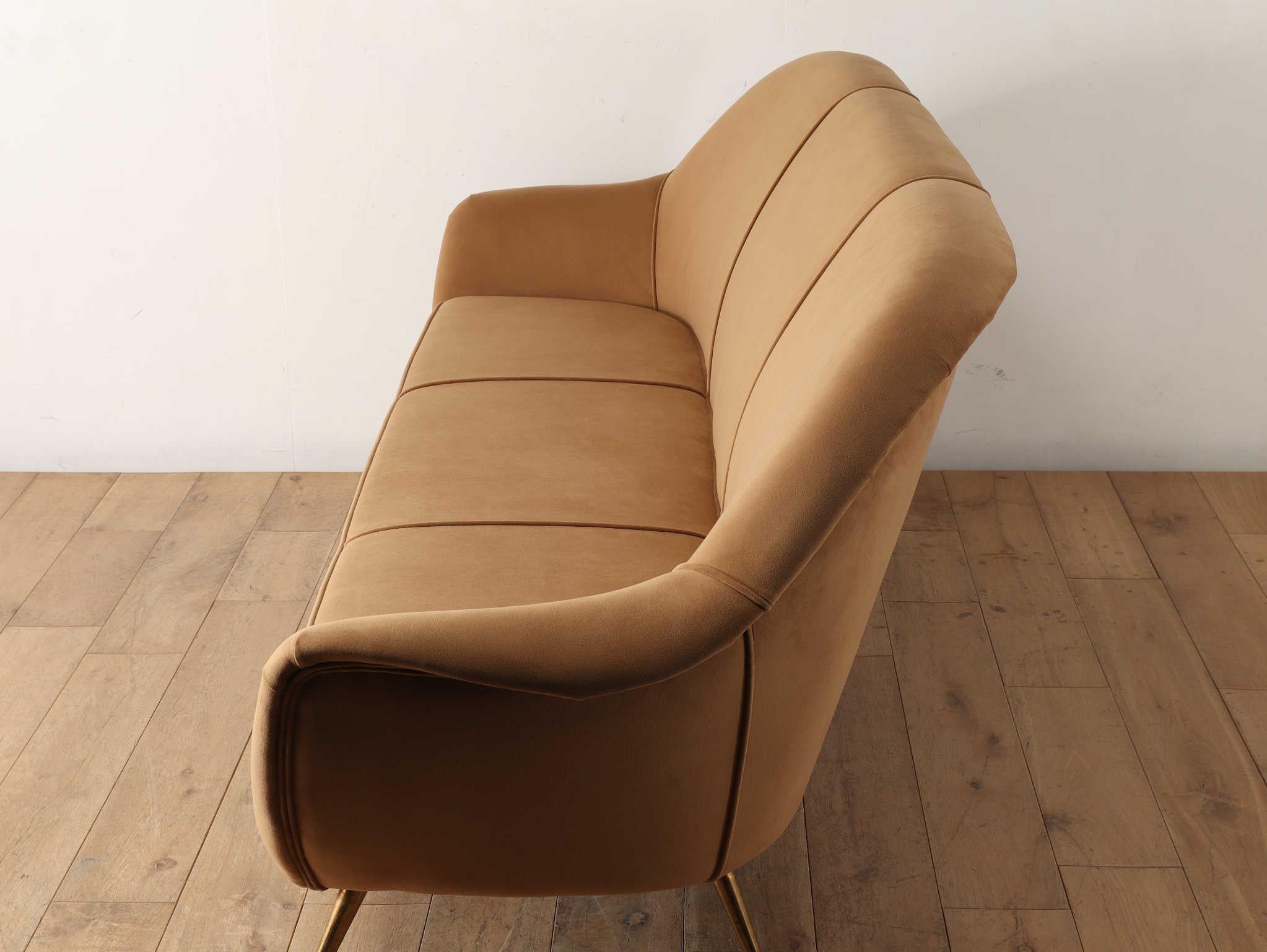 Mid-Century Italian Sofa by ISA Bergamo 11