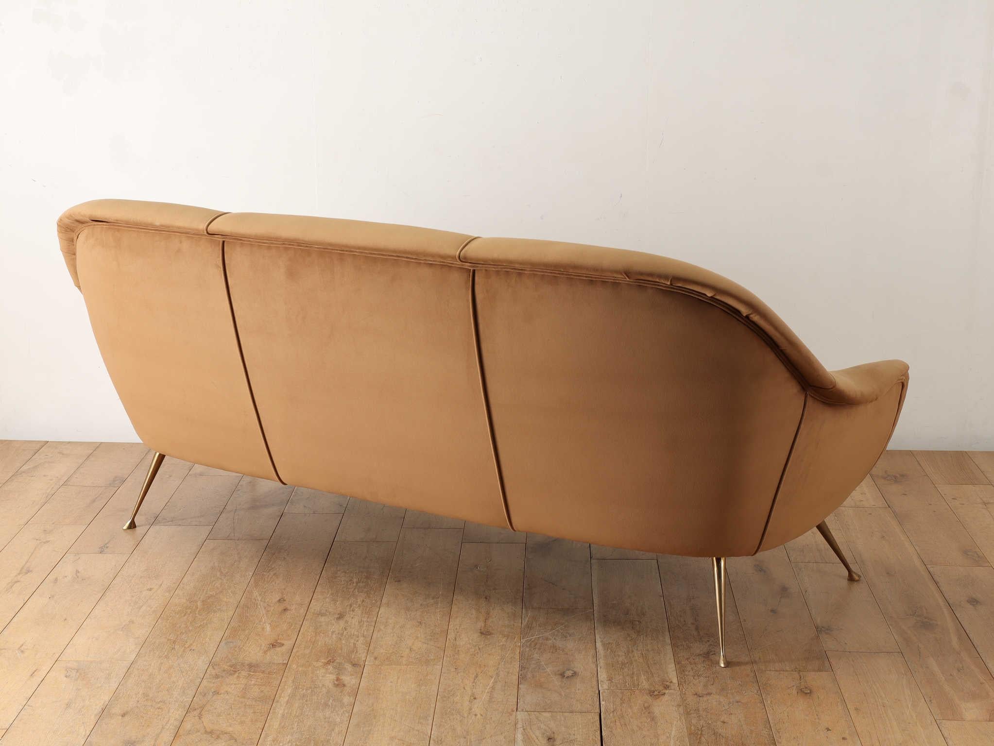 Mid-Century Italian Sofa by ISA Bergamo 12