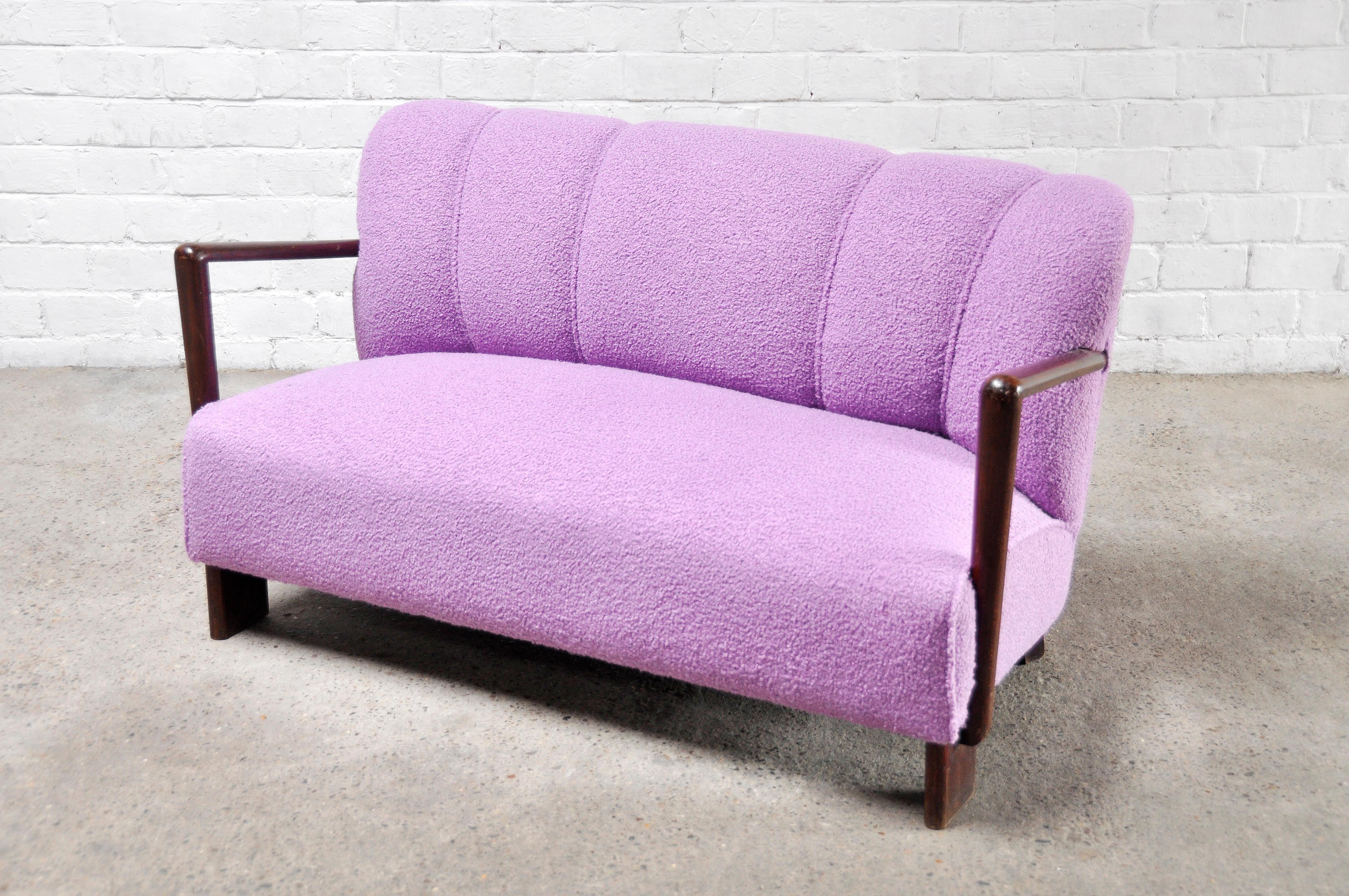 Mid-Century Italian Sofa in Purple Bouclé Wool, 1950s For Sale 1