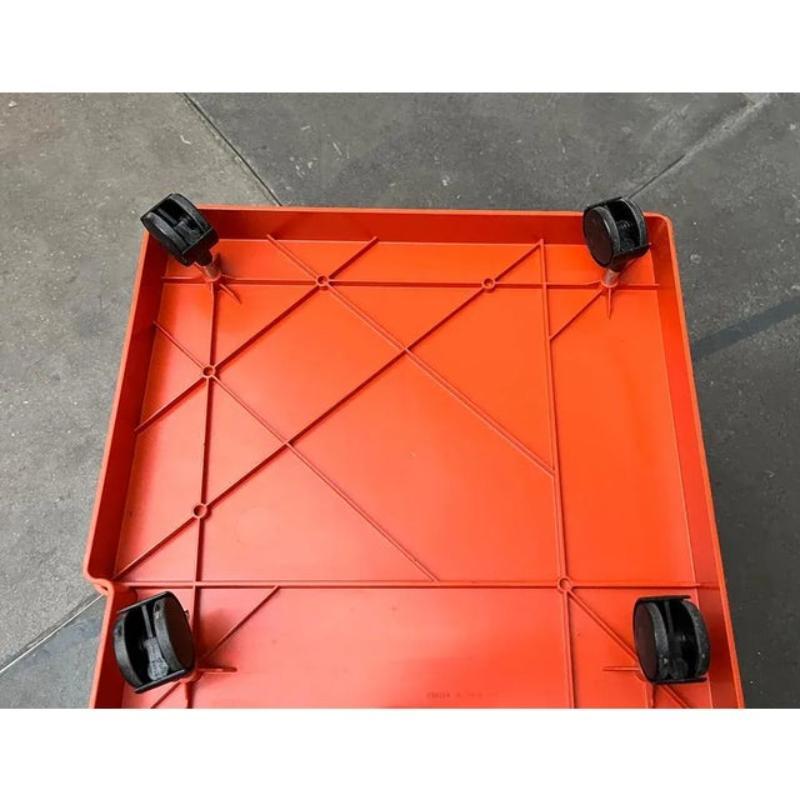 Mid-Century Italian Space Age Bar Trolley or Side Table by Giovanni Pelis, 1960s For Sale 6