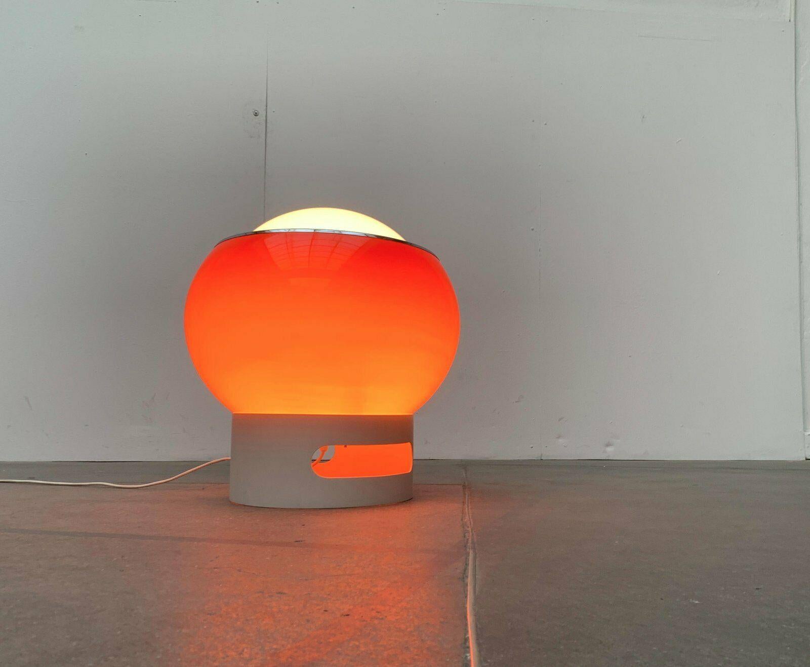 Lampadaire Clan de l'ère spatiale italienne du milieu du siècle dernier par Studio 6G pour Guzzini en vente 8