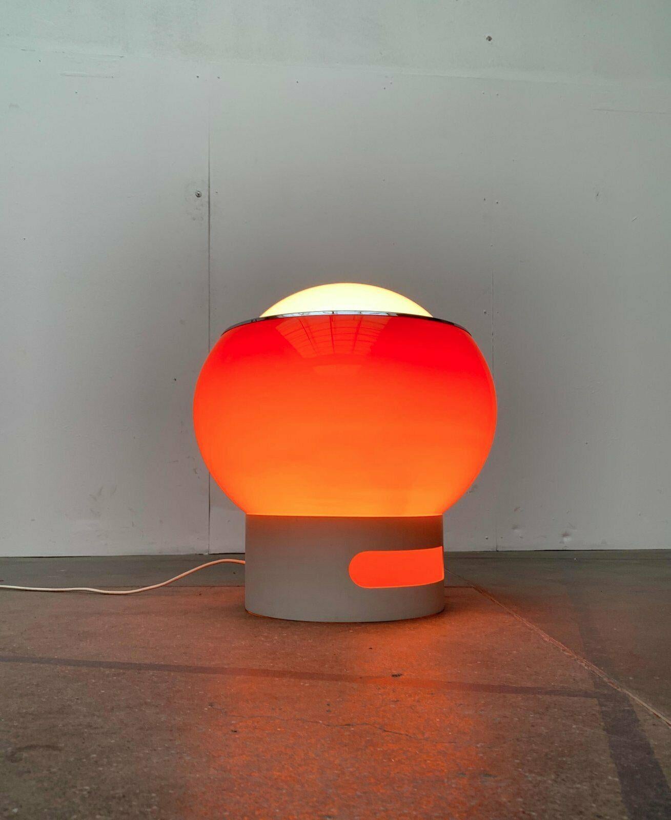 Lampadaire Clan de l'ère spatiale italienne du milieu du siècle dernier par Studio 6G pour Guzzini en vente 9