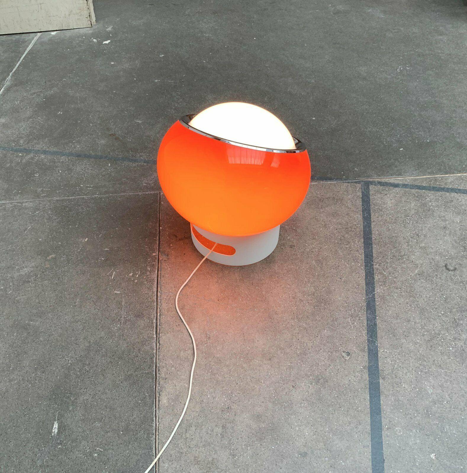 Ère spatiale Lampadaire Clan de l'ère spatiale italienne du milieu du siècle dernier par Studio 6G pour Guzzini en vente