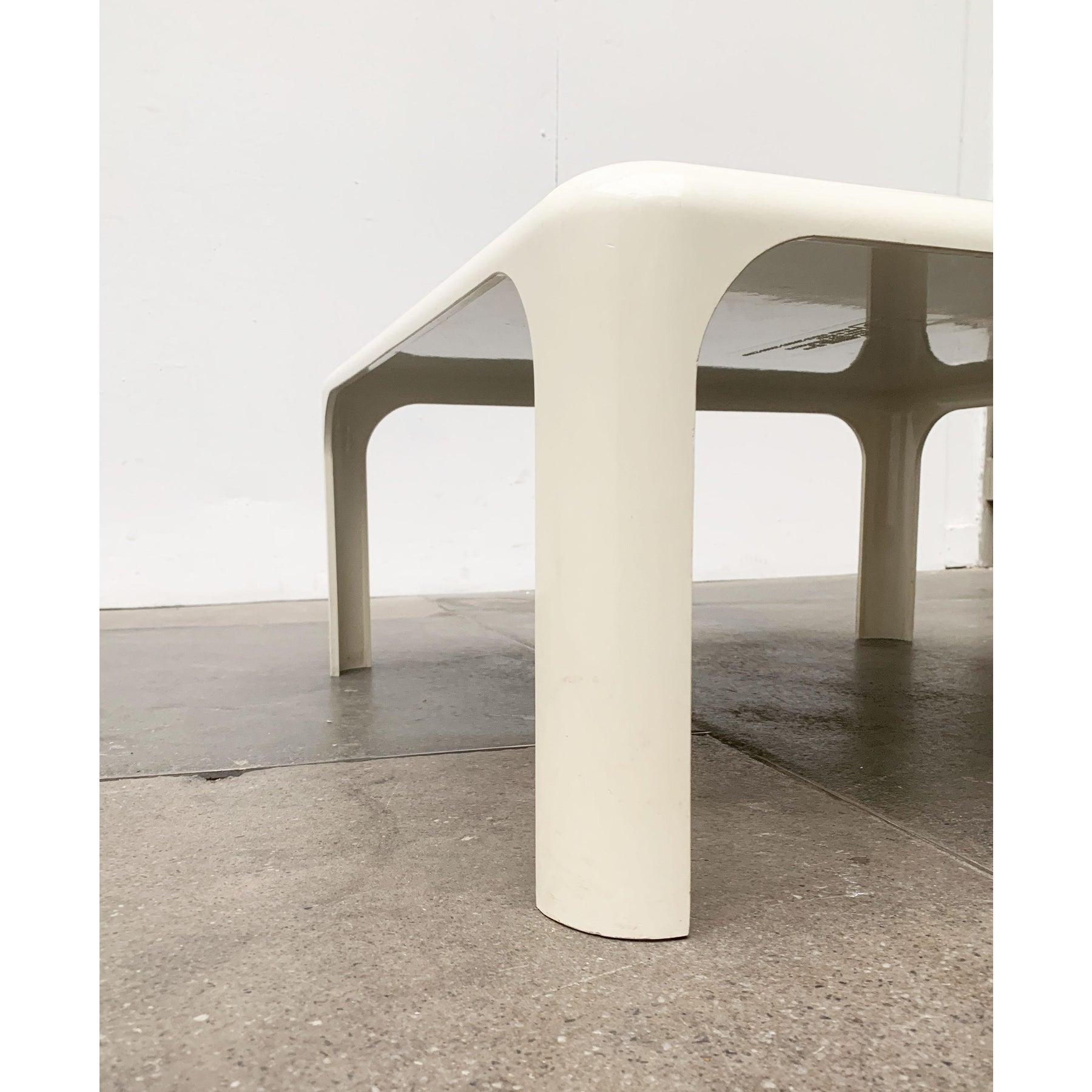 Italienischer Space Age Demetrio-Couchtisch aus der Mitte des Jahrhunderts, 1960er Jahre im Angebot 5