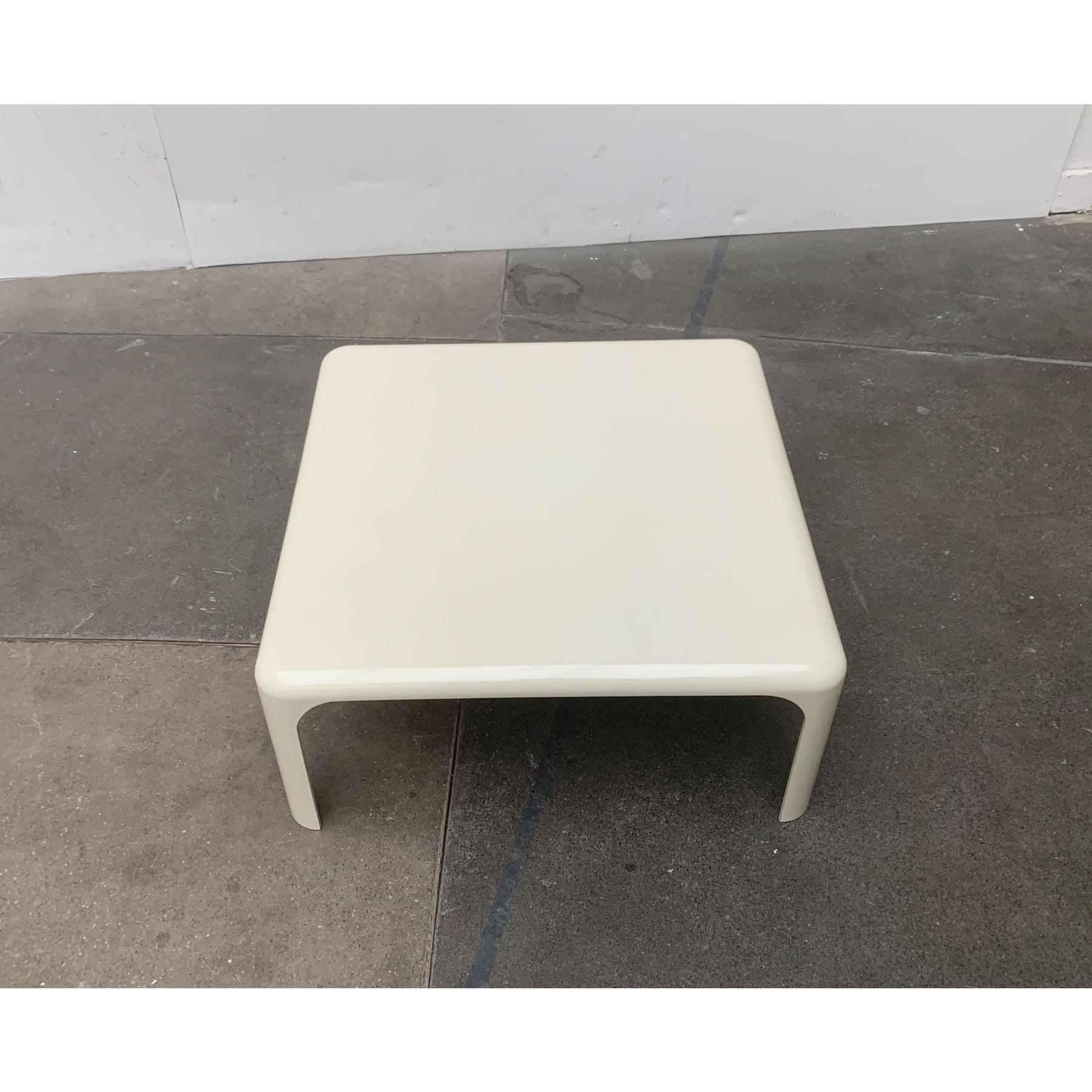 Italienischer Space Age Demetrio-Couchtisch aus der Mitte des Jahrhunderts, 1960er Jahre im Zustand „Hervorragend“ im Angebot in Hamburg, DE