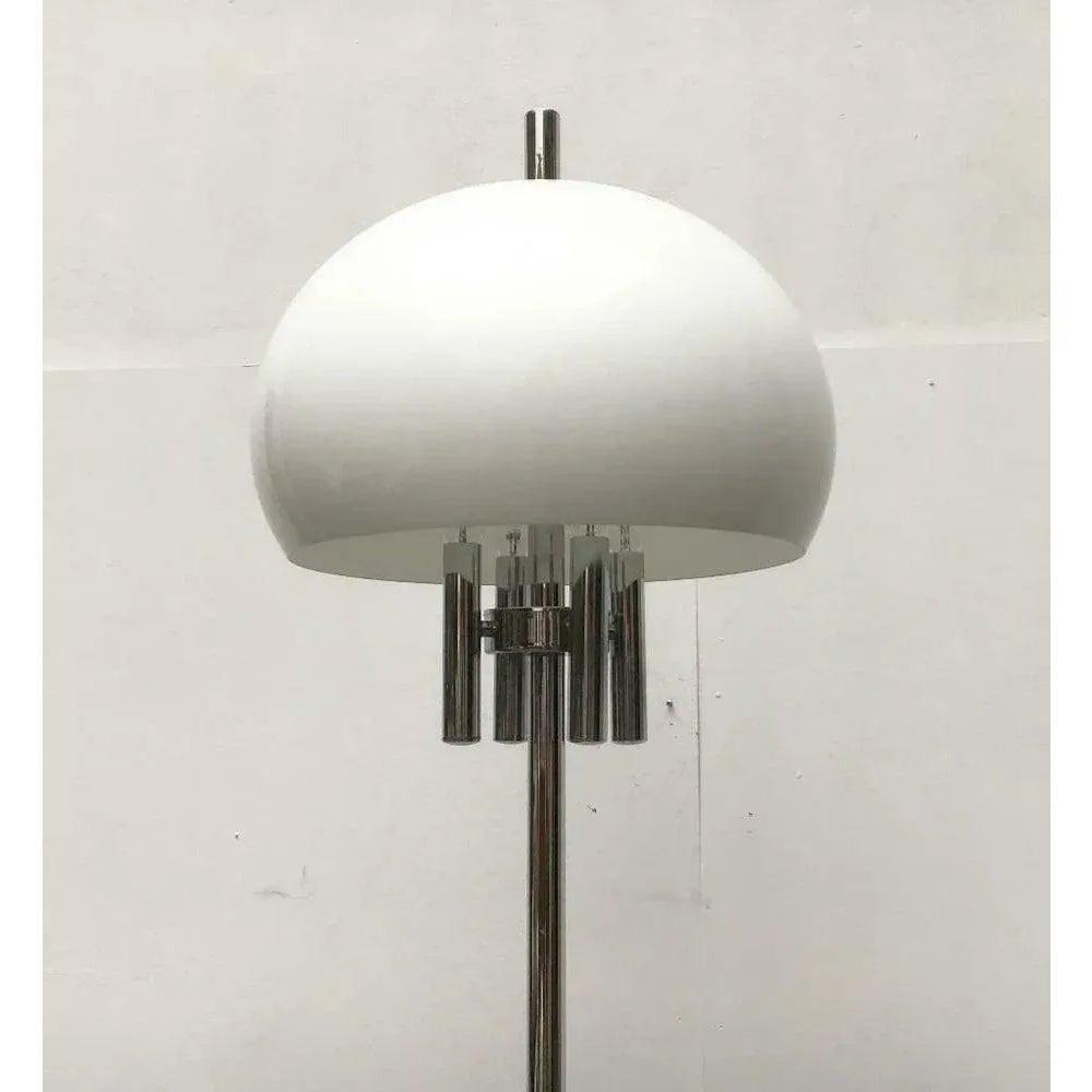 Lampada da terra A Space Age italiana di metà secolo con base in pietra, anni '60 in vendita 1