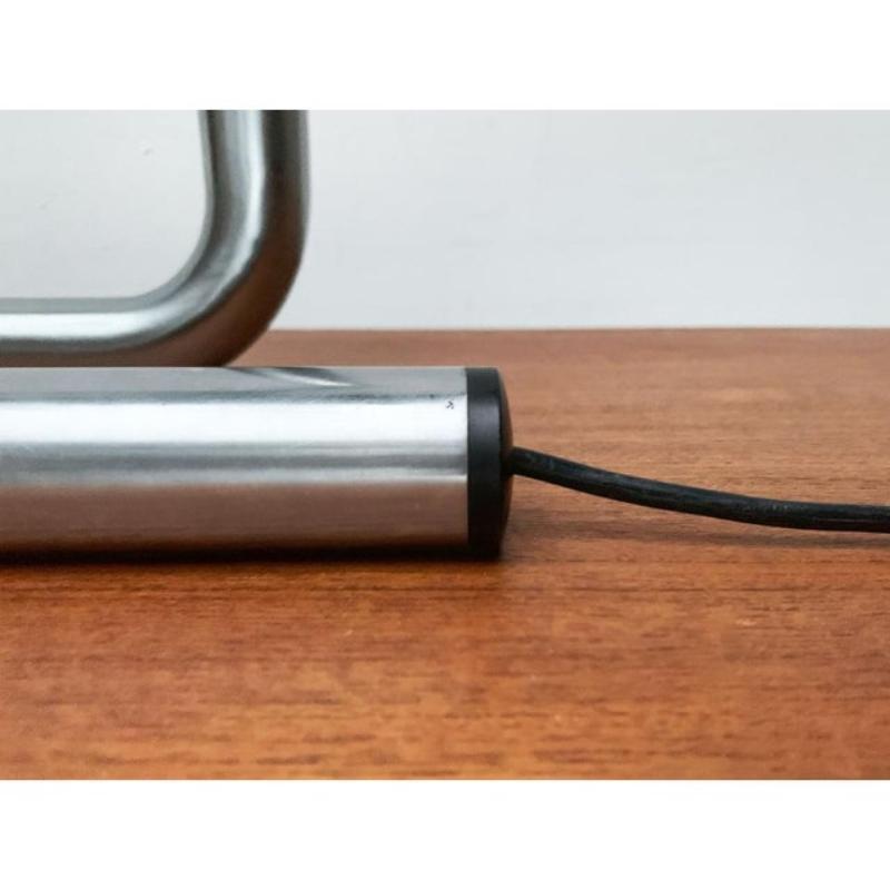 Lampe de table minimaliste italienne du milieu du siècle A Space, années 1960 en vente 2