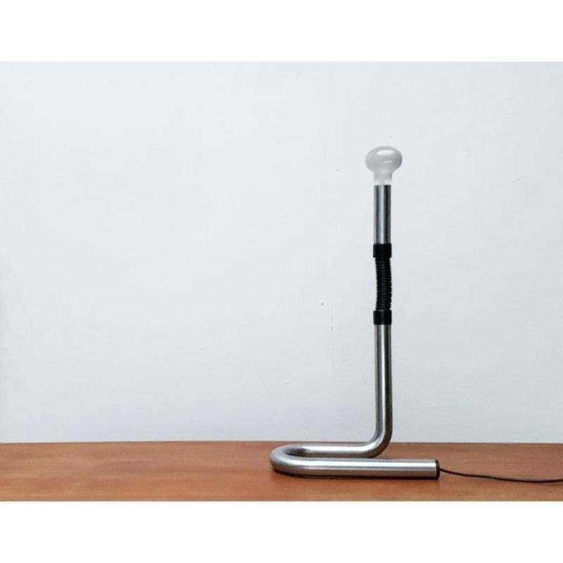 Lampe de table minimaliste italienne du milieu du siècle A Space, années 1960 en vente 3