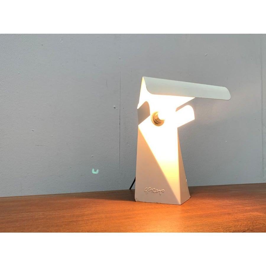 Mid-Century Italian Space Age Minimalist Tole Table Lamp by G. Grego, 1960s For Sale 4