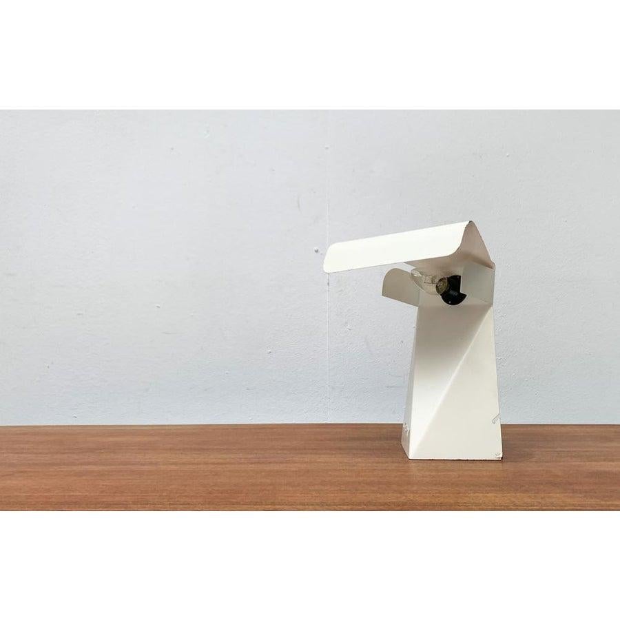 Mid-Century Italian Space Age Minimalist Tole Table Lamp by G. Grego, 1960s In Good Condition For Sale In Hamburg, DE