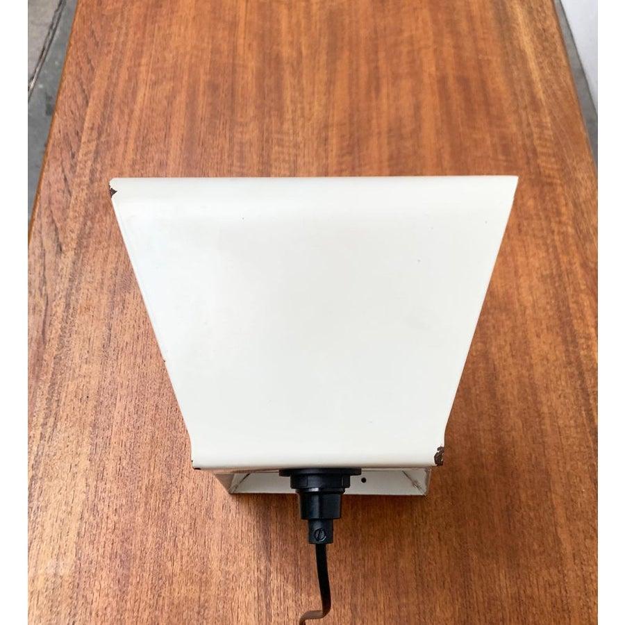 Metal Mid-Century Italian Space Age Minimalist Tole Table Lamp by G. Grego, 1960s For Sale