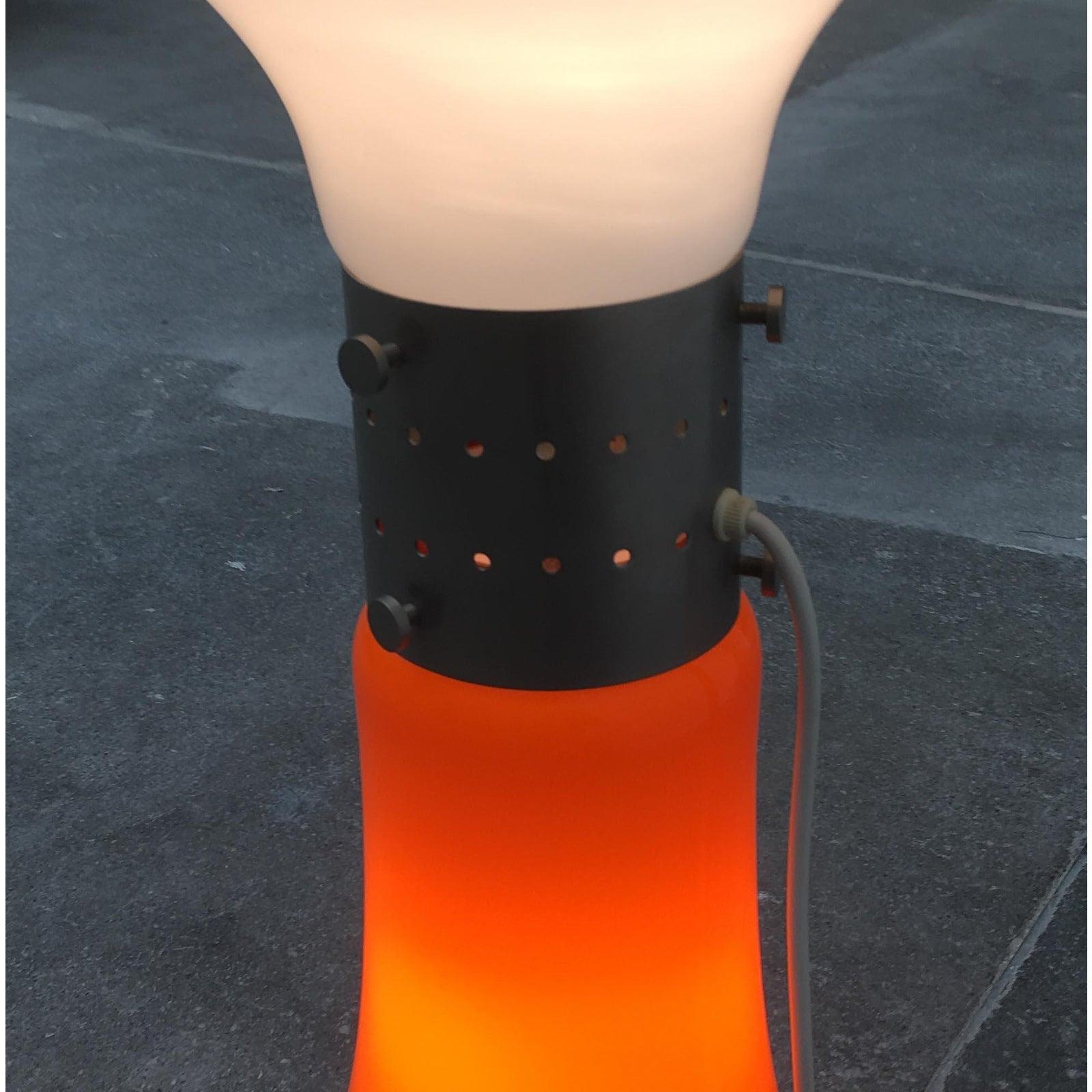 Lámpara de pie italiana de mediados de siglo de cristal de Murano modelo Birillo Space Age, años 60 siglo XX en venta