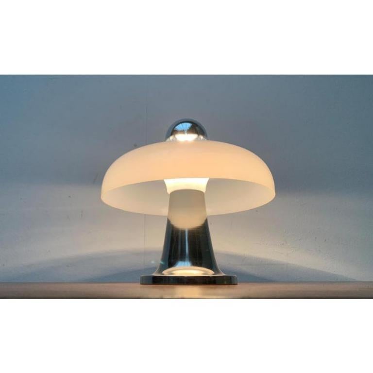 Lampe de table italienne de l'ère spatiale du milieu du siècle dernier, années 1960 en vente 5