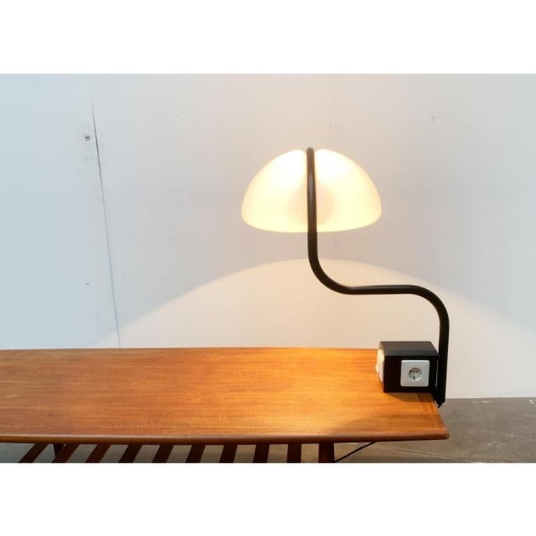 Lampe de bureau italienne de l'ère spatiale du milieu du siècle dernier, Elio Martinelli en vente 4