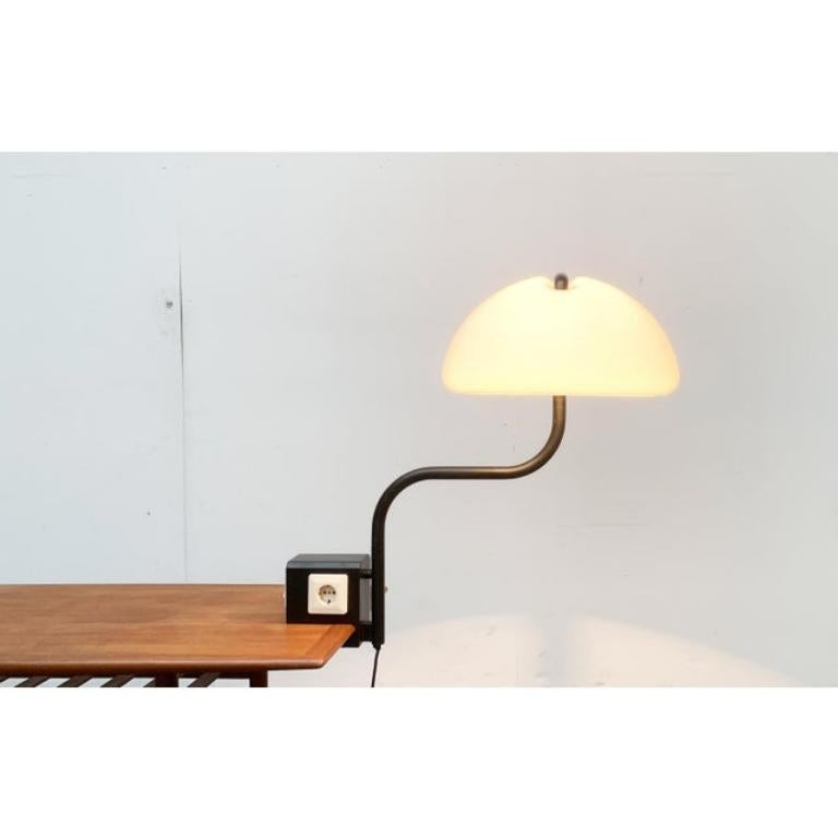 Lampe de bureau italienne de l'ère spatiale du milieu du siècle dernier, Elio Martinelli en vente 3