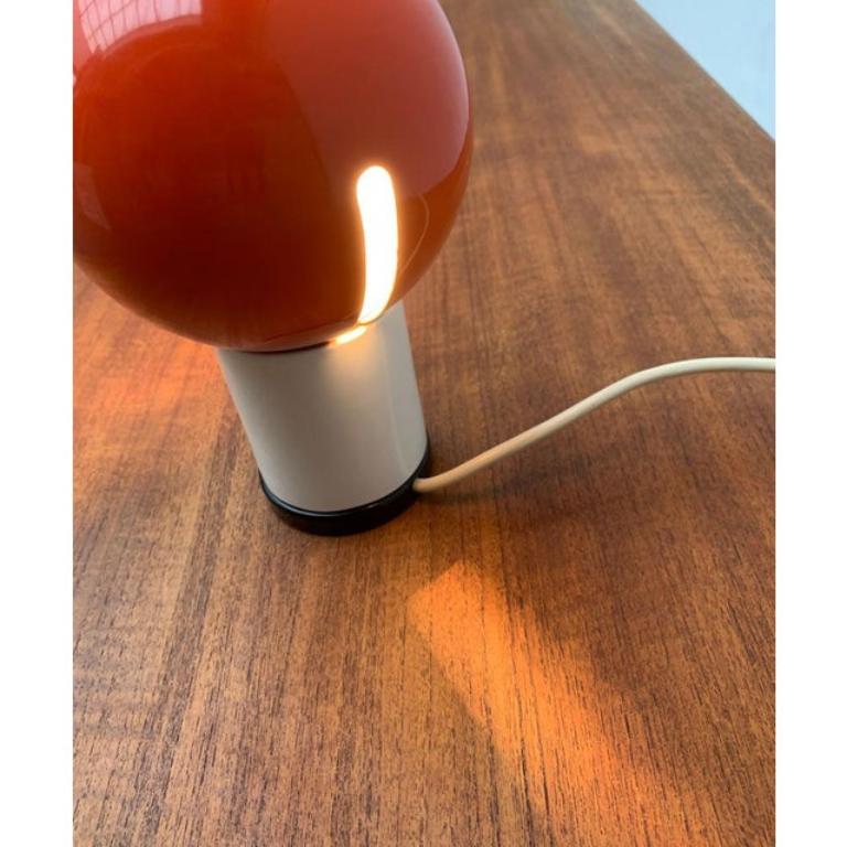 Lampe de table italienne de l'ère spatiale du milieu du siècle dernier par Gaetano Sciolari, années 1960 Excellent état - En vente à Hamburg, DE