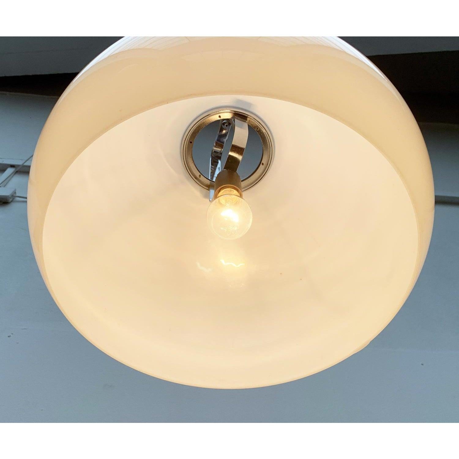 Lampada a sospensione Zurigo A Space Age di Massoni & Massoni per Guzzini, 1960 in vendita 2