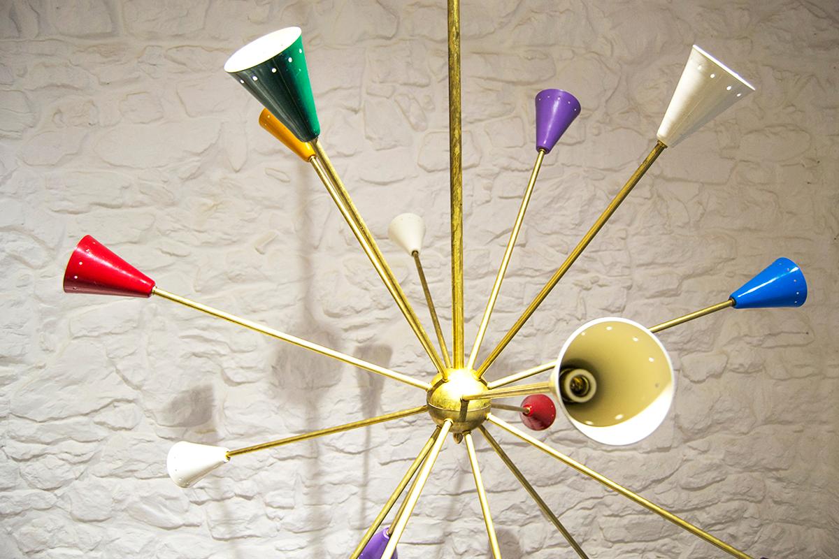 Lampada Sputnik in ottone in stile Stilnovo del Medio Evo in vendita 3