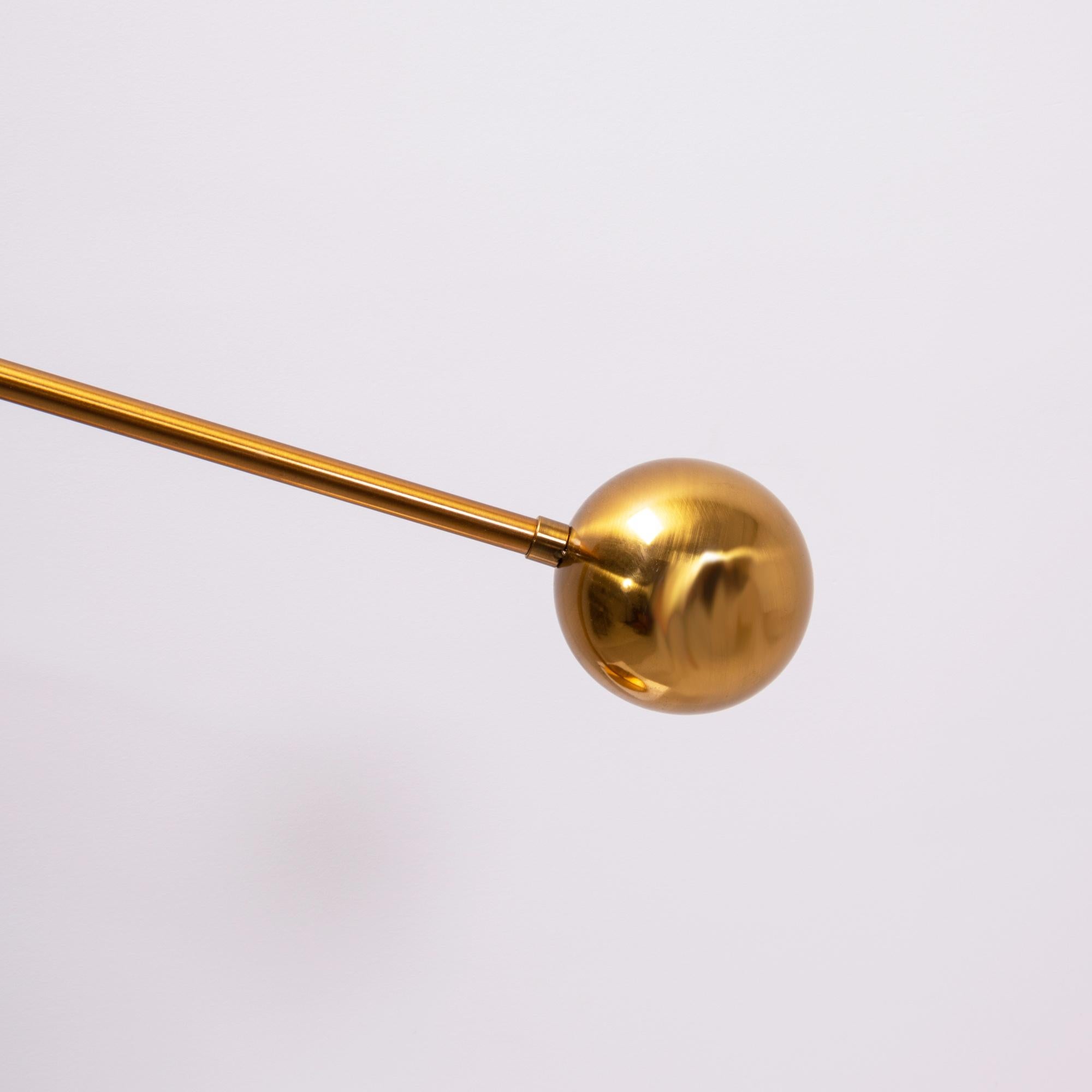 Mid Century Italian Style Brass Globe Table Lamp For Sale 2