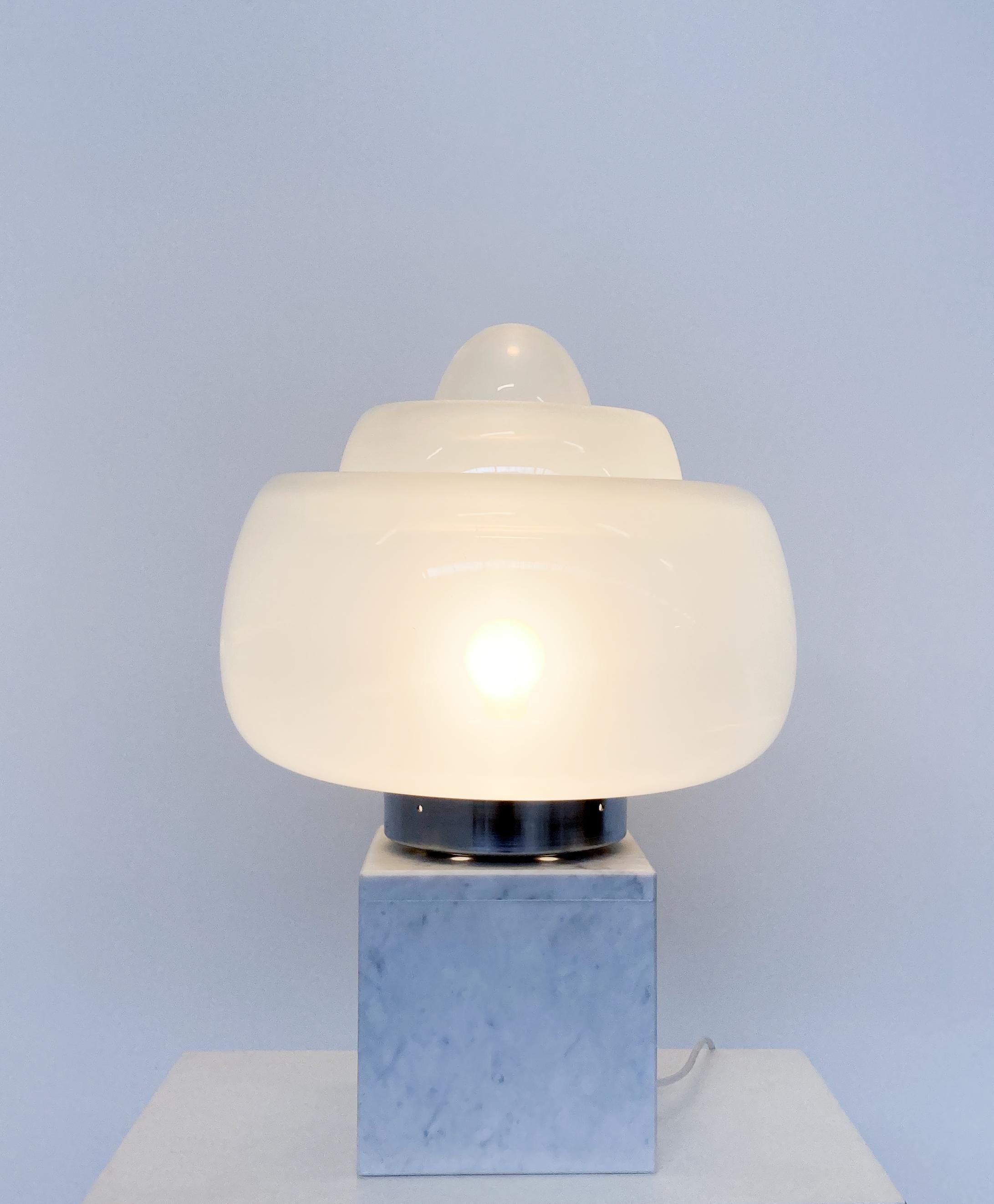 Glass Mid-Century Italian Table Lamp, 1960s For Sale