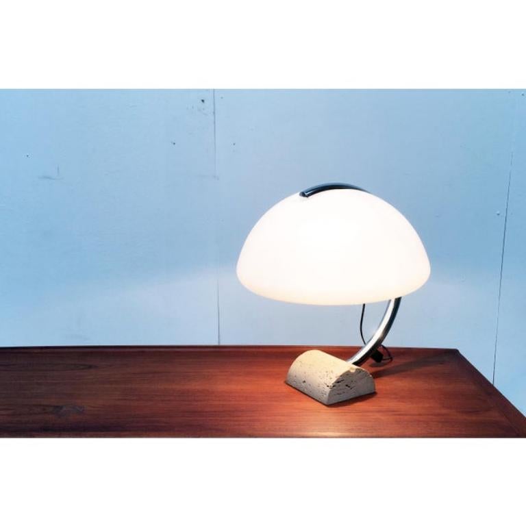 Lampe de table italienne du milieu du siècle par Elios Martinelli, 1970 en vente 1