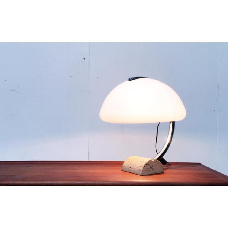 Lampe de table italienne du milieu du siècle par Elios Martinelli, 1970 en vente 3