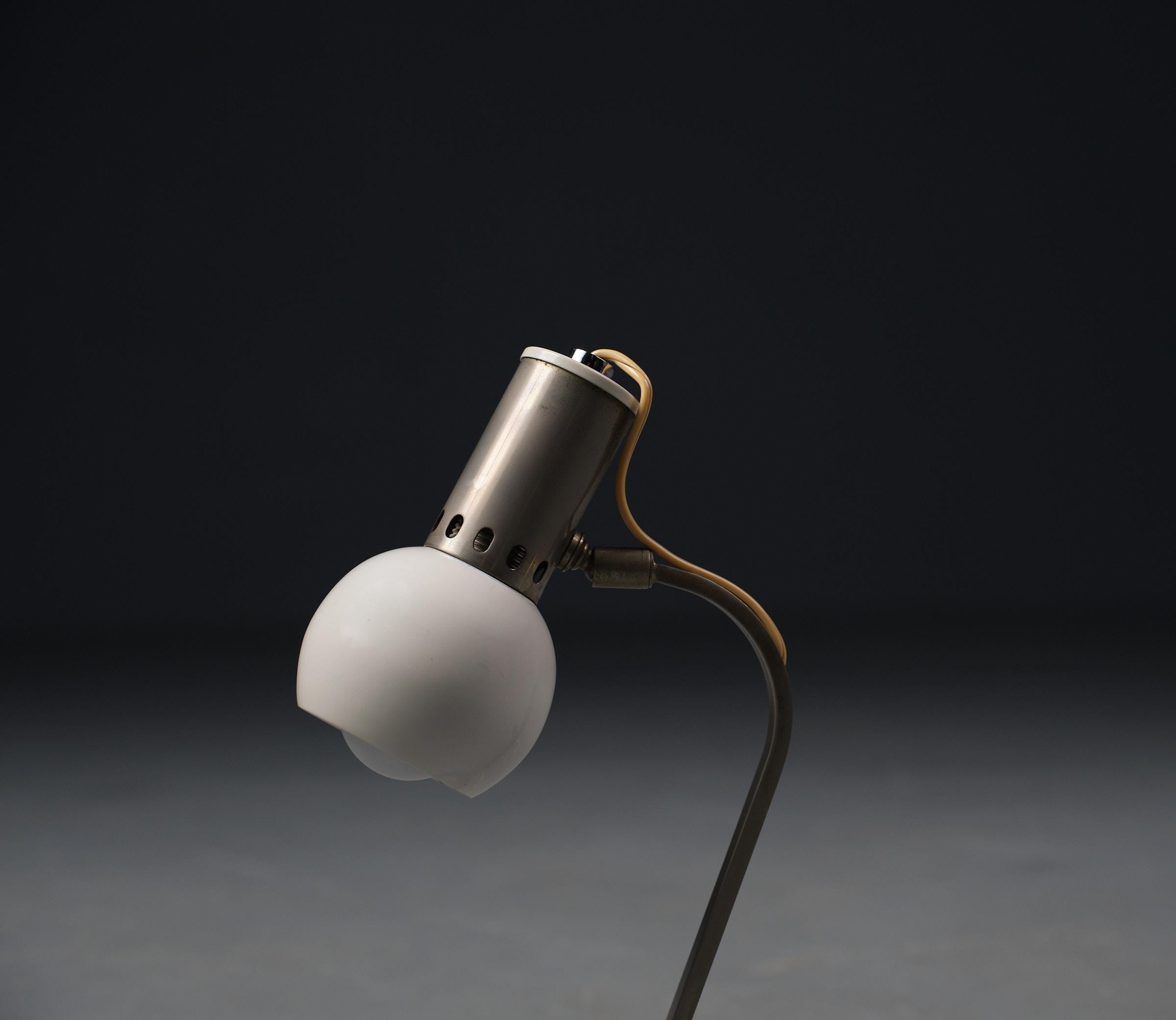 Milieu du XXe siècle Lampe de table italienne du milieu du siècle avec base en marbre vert, années 1950 en vente