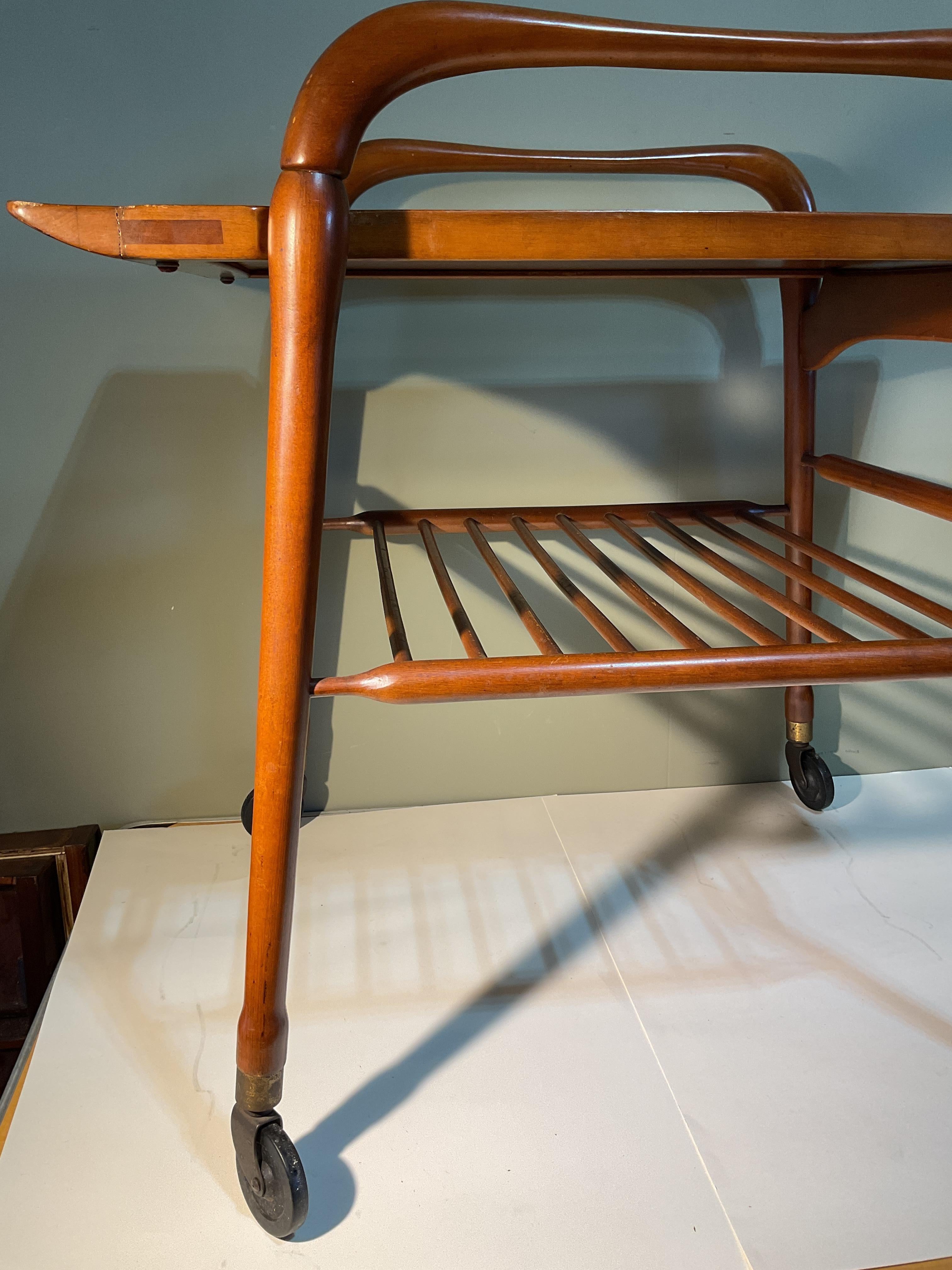 Table à thé italienne du milieu du siècle dernier Bon état - En vente à Augusta, GA