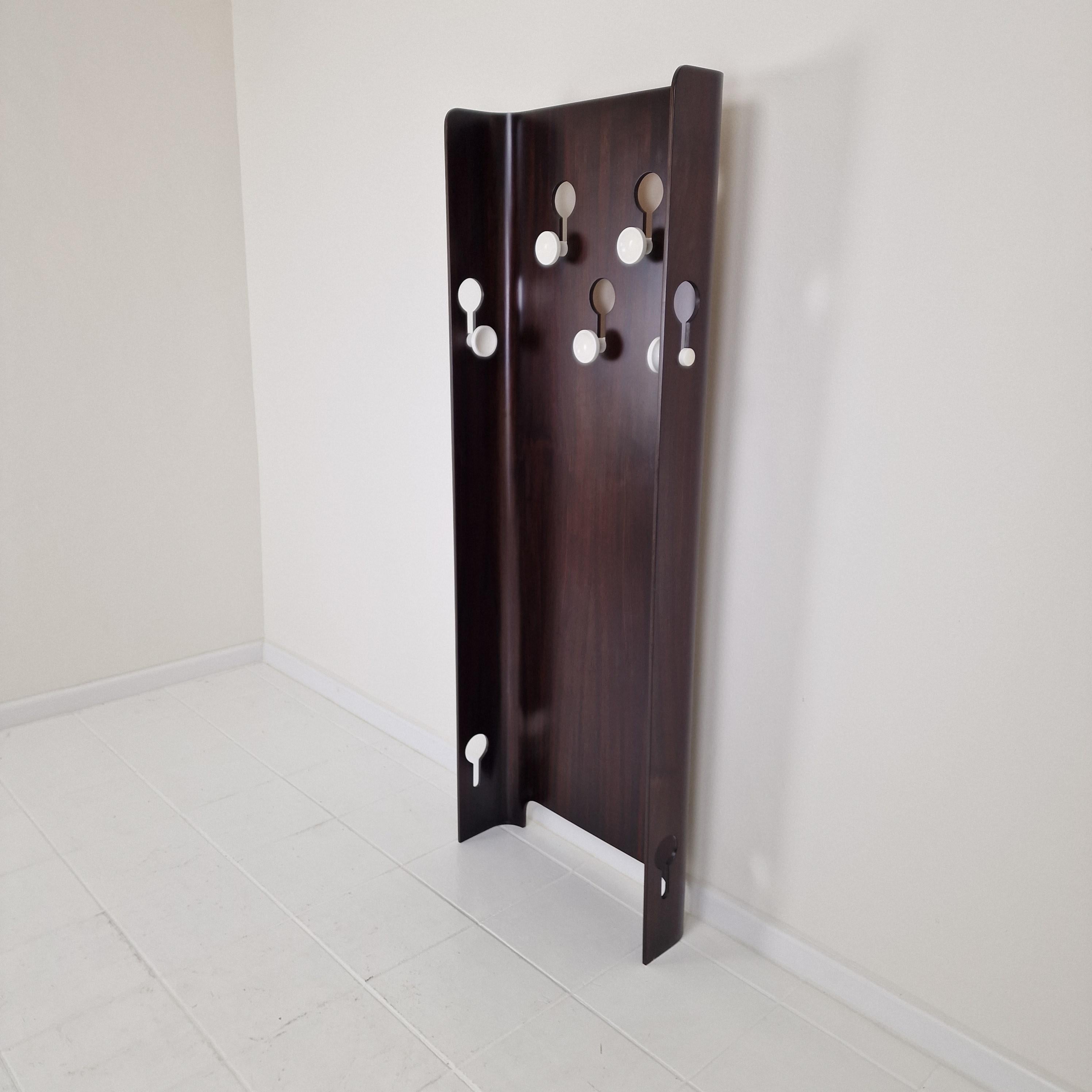 Mid-Century moderno Appendiabiti in teak italiano di metà secolo di Carlo De Carli per Fiarm, anni '60 in vendita