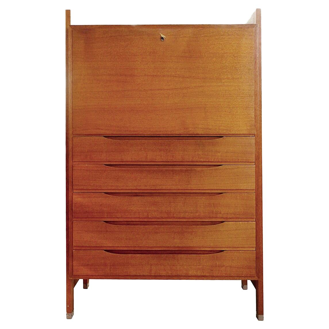 Italienisches Teakholz-Highboard aus der Mitte des Jahrhunderts, 1960er Jahre im Angebot