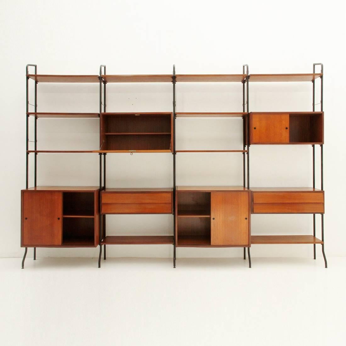 Mid-Century Modern Midcentury Italian Teak Wall Unit Model Aedes by Amma Torino, 1950s