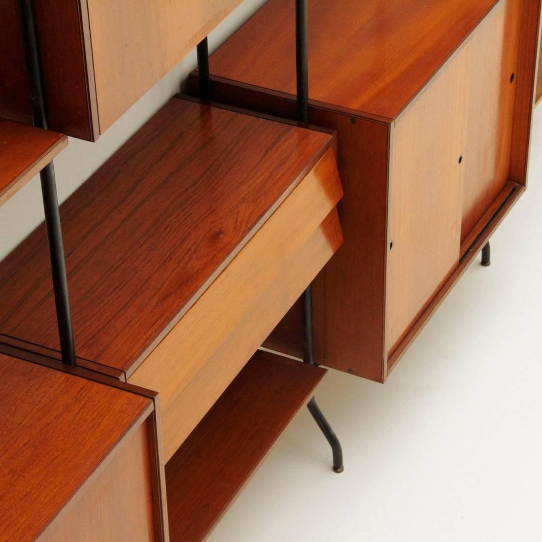 Midcentury Italian Teak Wall Unit Model Aedes by Amma Torino, 1950s 1