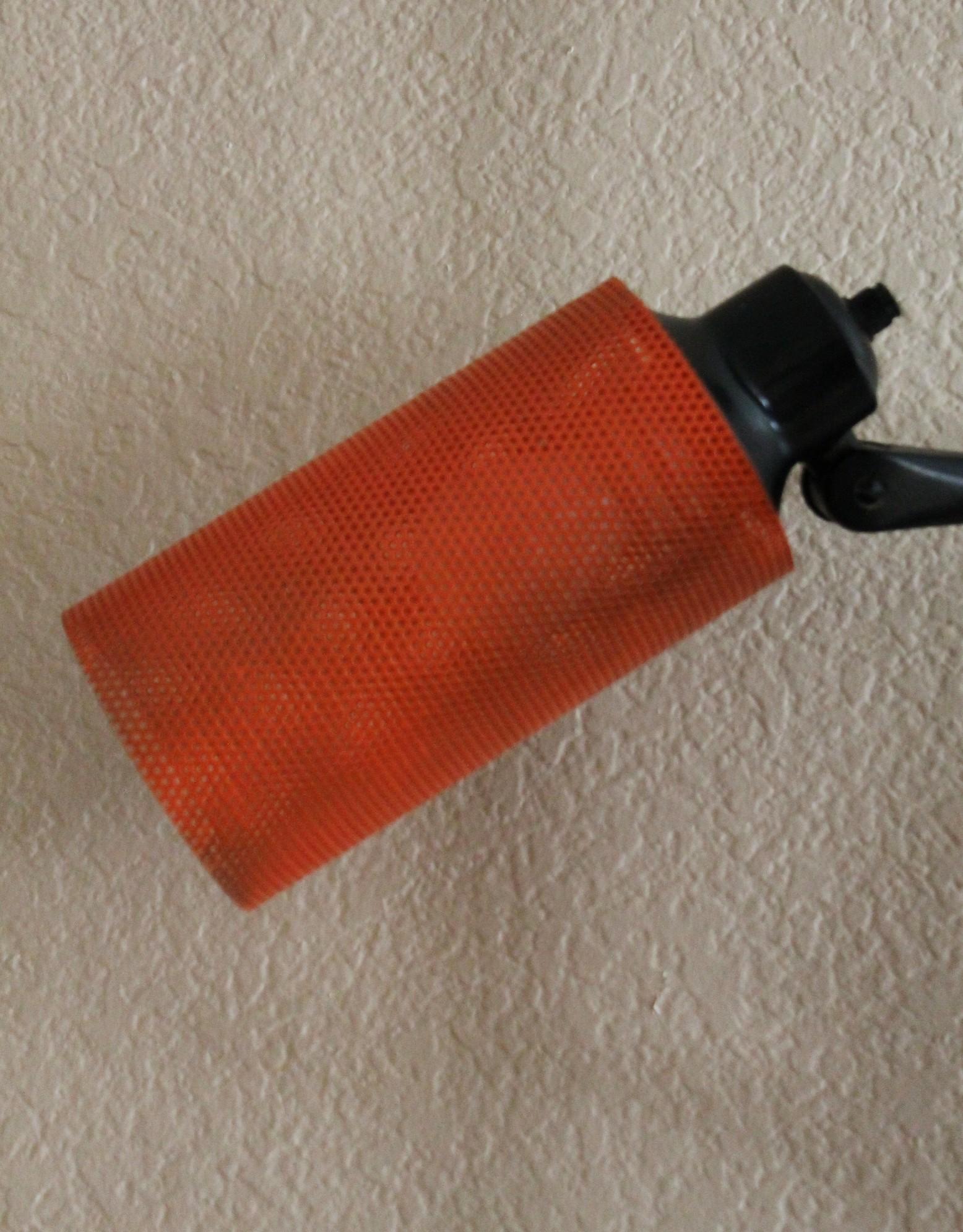Émaillé Lampe à suspension italienne Stiffel à 3 abat-jour du milieu du siècle dernier d'après Jacques Biny, années 50 en vente