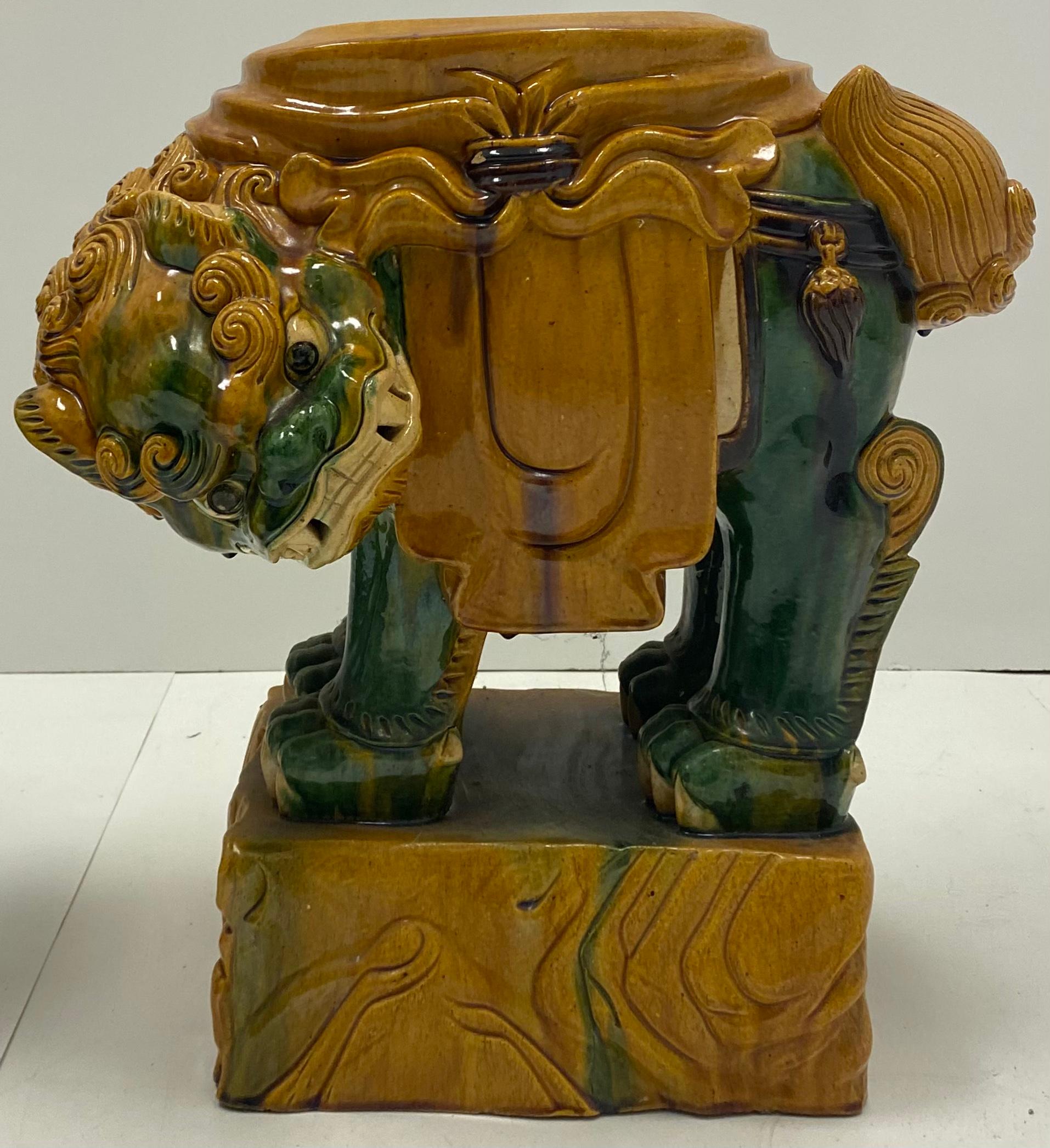 Midcentury Italian Terracotta Foo Dog Garden Seats, a Pair In Good Condition For Sale In Kennesaw, GA